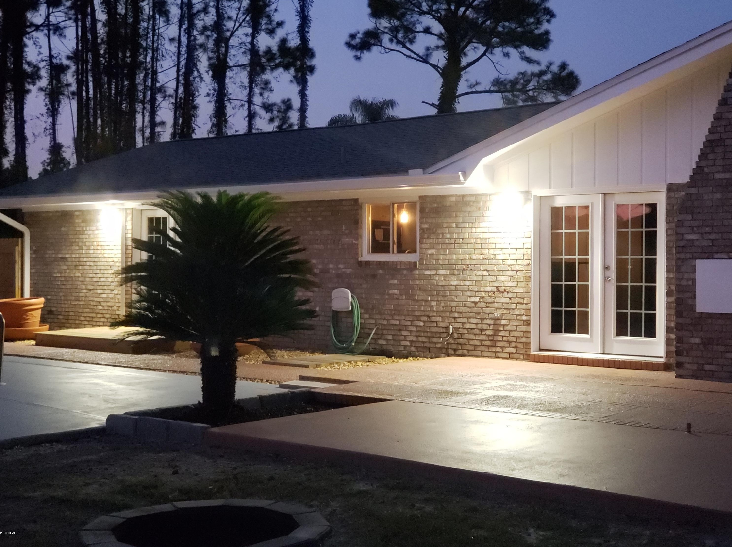 2814 Banyan St, Panama City, FL 32408-6340