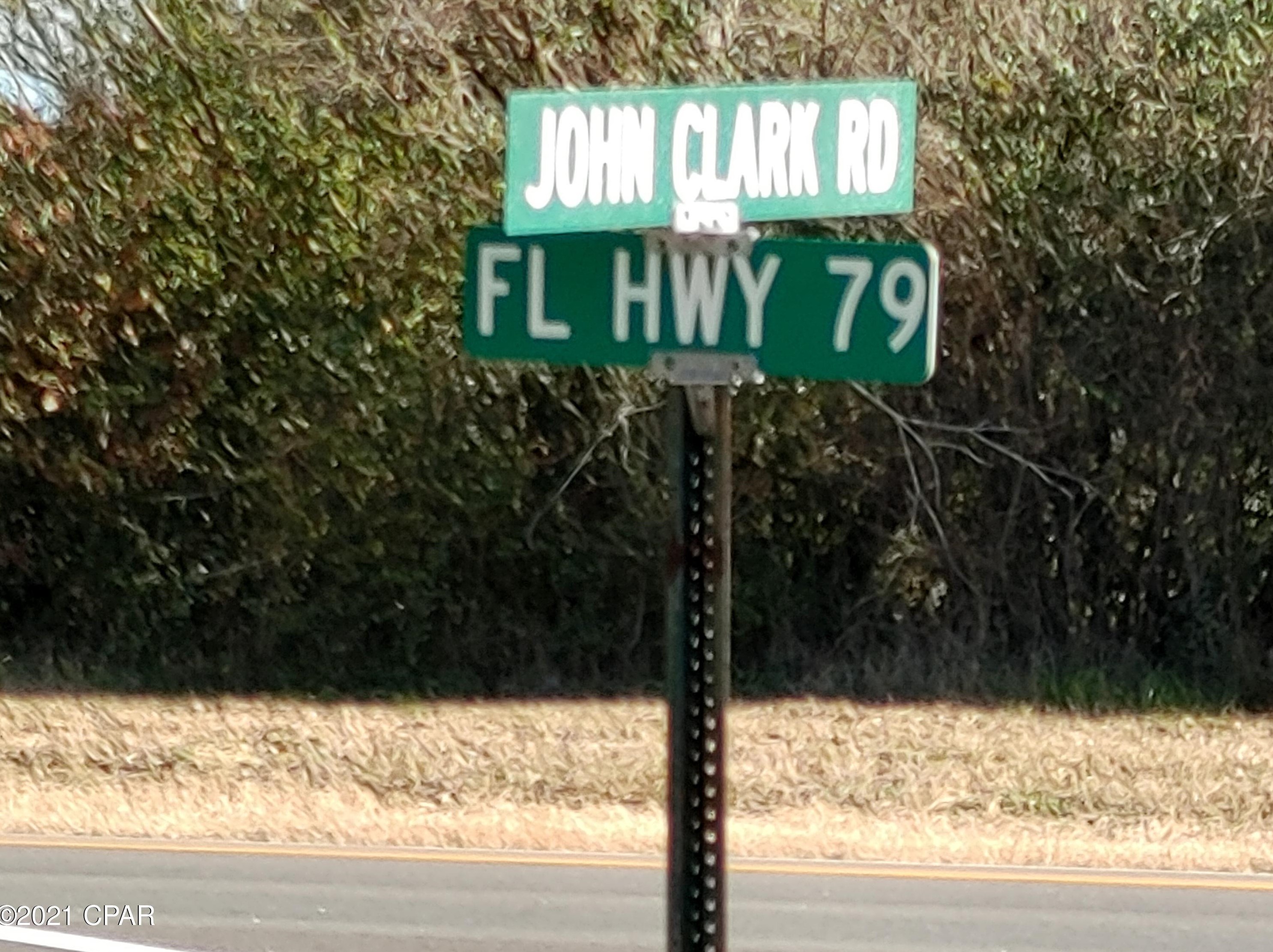 3304 John Clark Rd, Caryville, FL 32425
