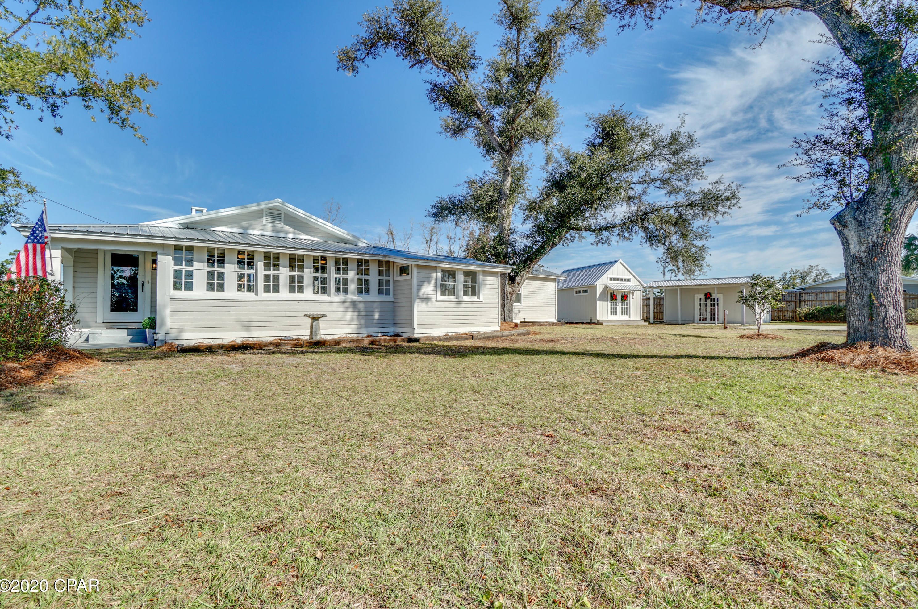 917 Carolina Ave, Lynn Haven, FL 32444