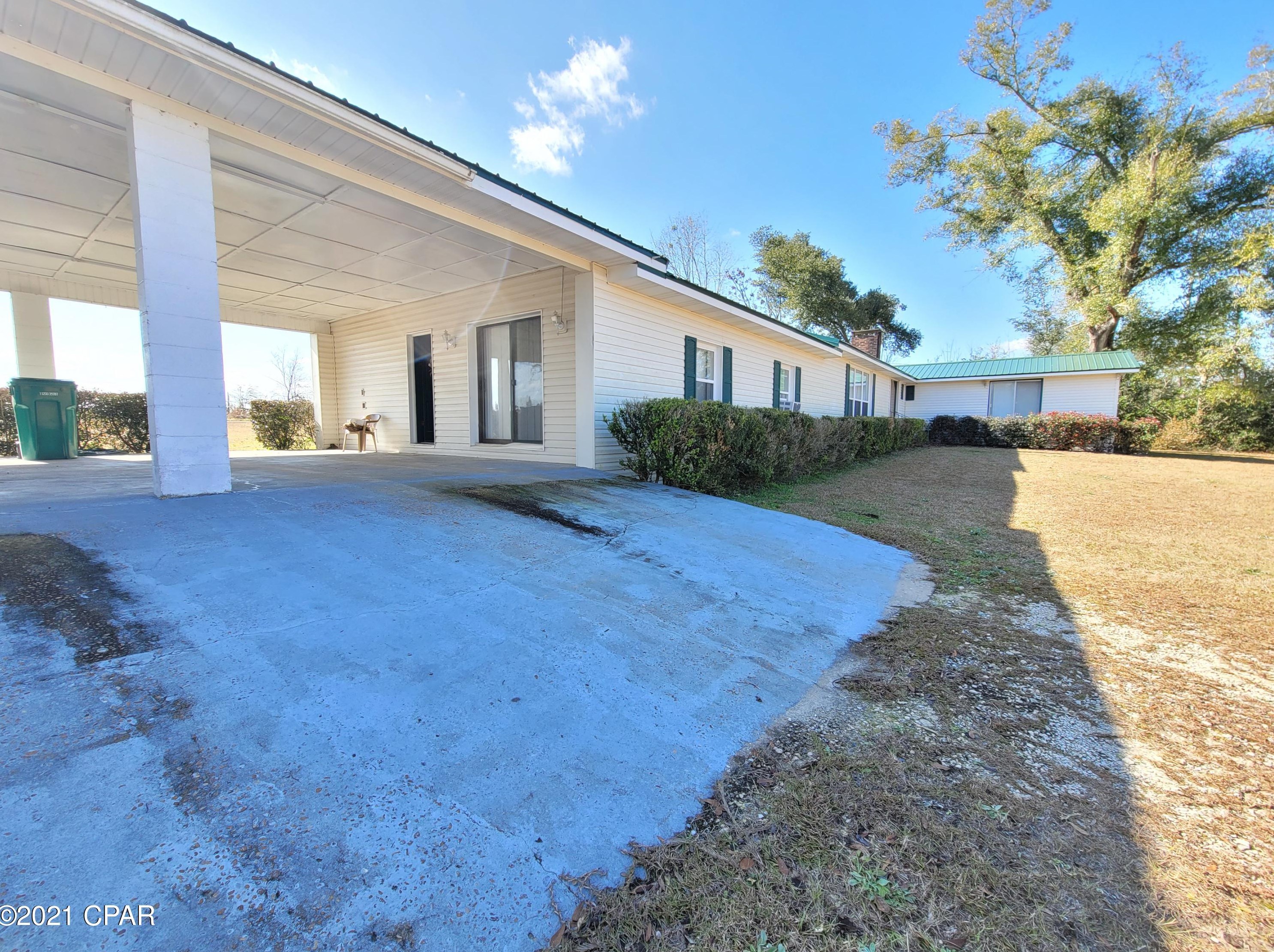 5075 Simsville Rd, Marianna, FL 32448