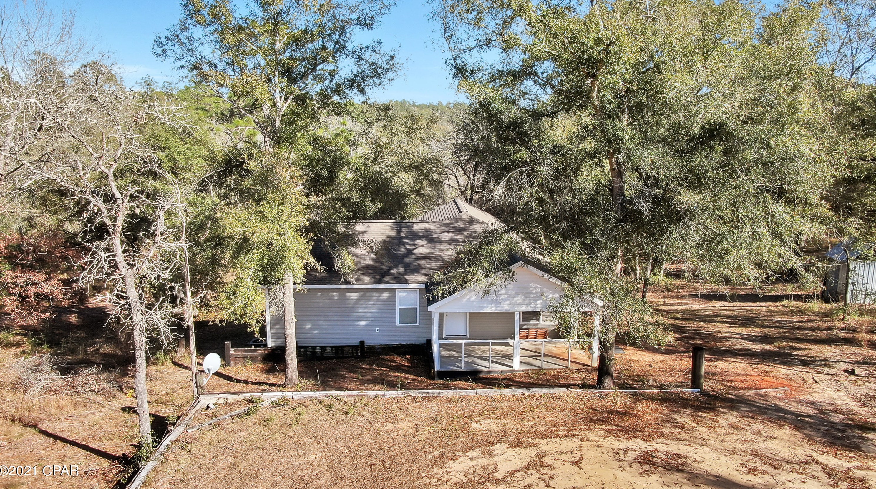 4664 Grassy Pond Rd, Sunny Hills, FL 32428