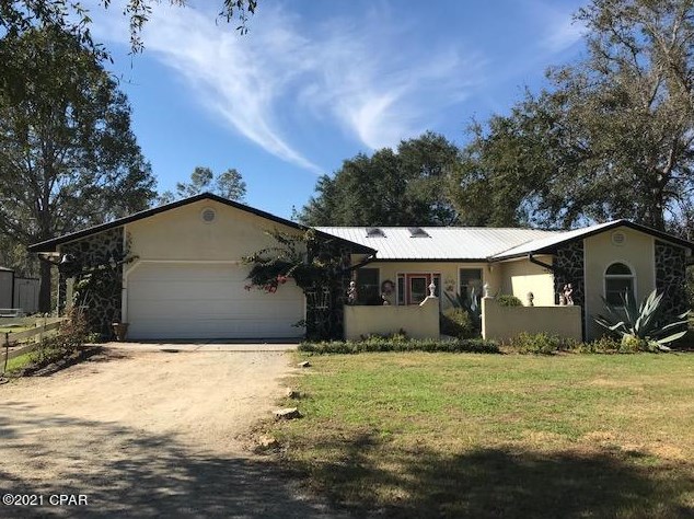 4149 Maybyrd Ln, Greenwood, FL 32443