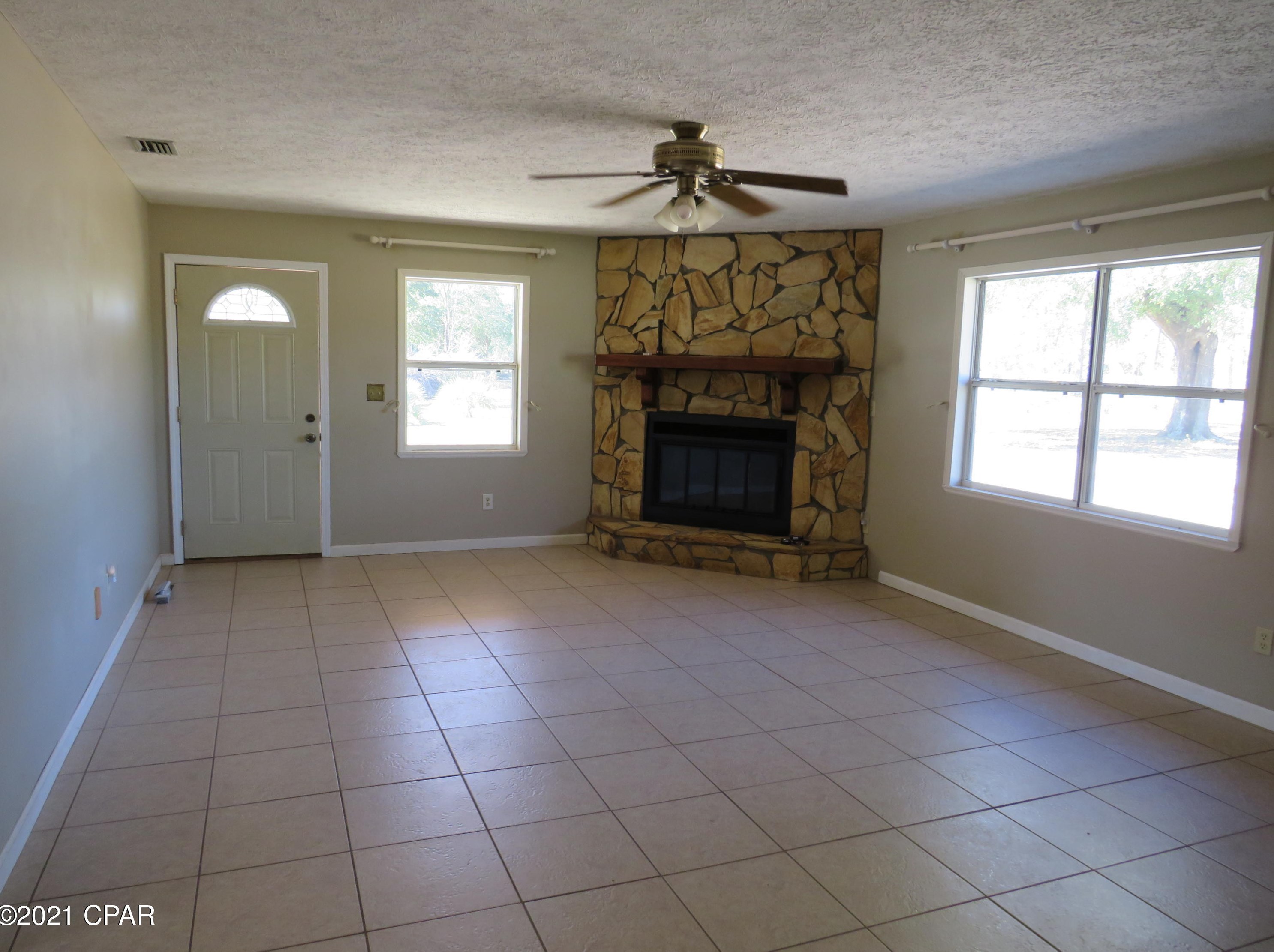426 Joseph Cir, Panama City, FL 32409-3624