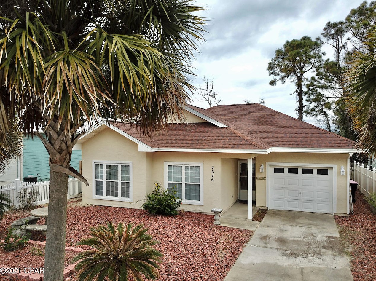 7616 Sunset Ave, Panama City, FL 32408-5336
