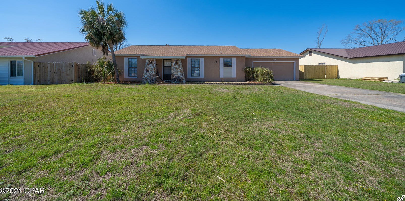 178 Derby Woods Dr, Lynn Haven, FL 32444