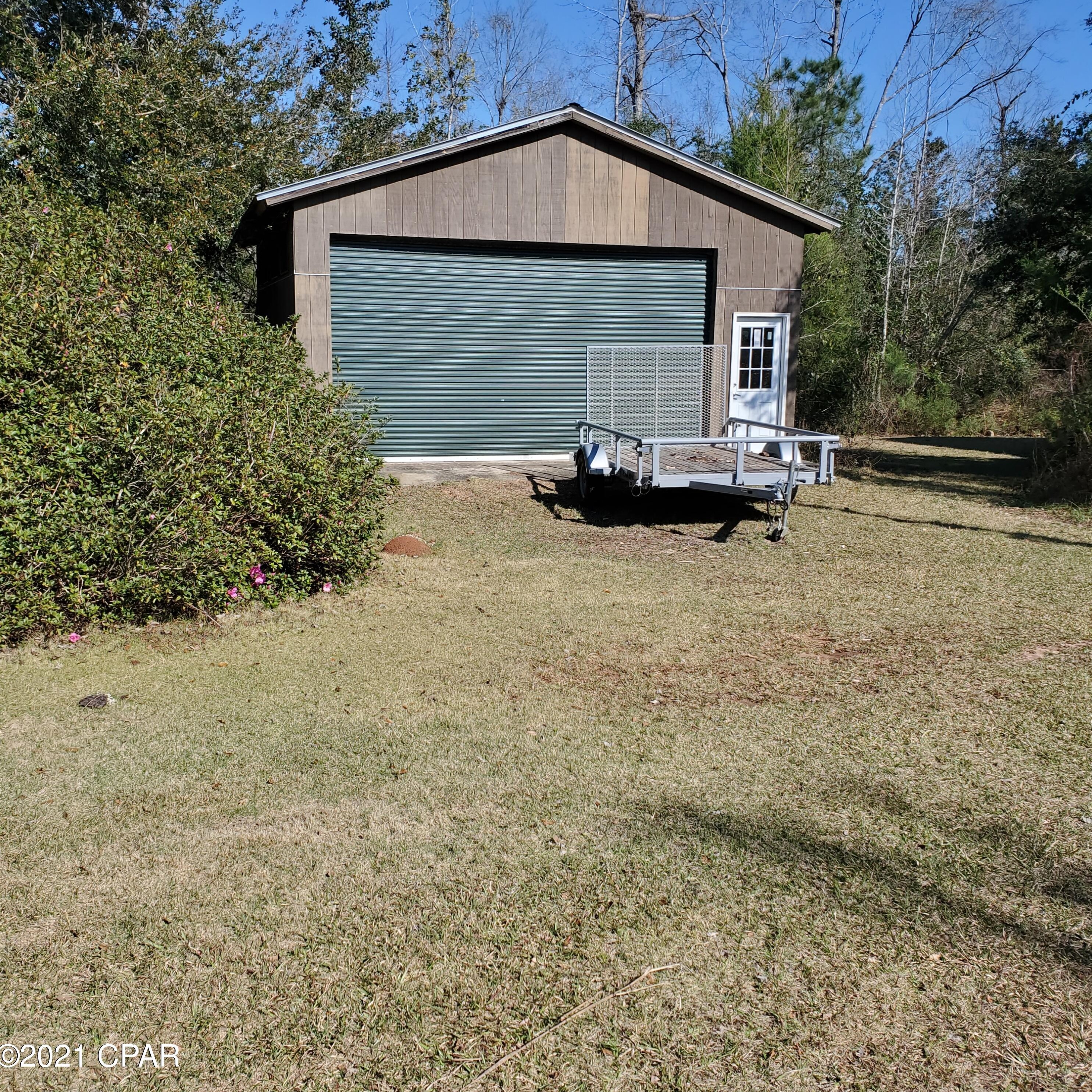 3313 Fish Hatchery Rd, Marianna, FL 32446