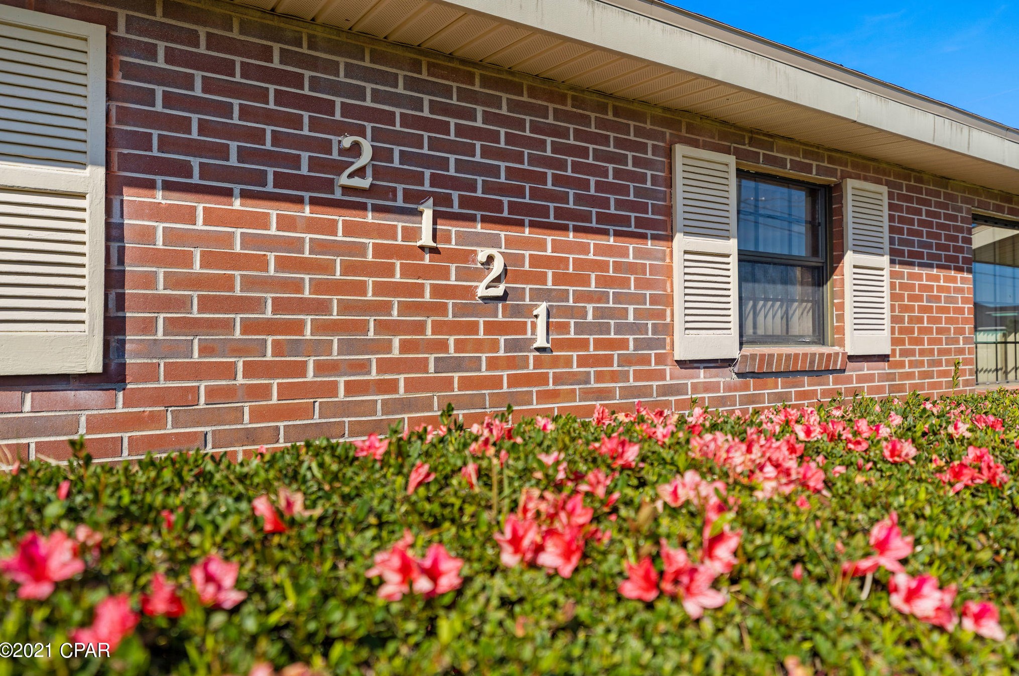 2121 E 12th St, Lynn Haven, FL 32444