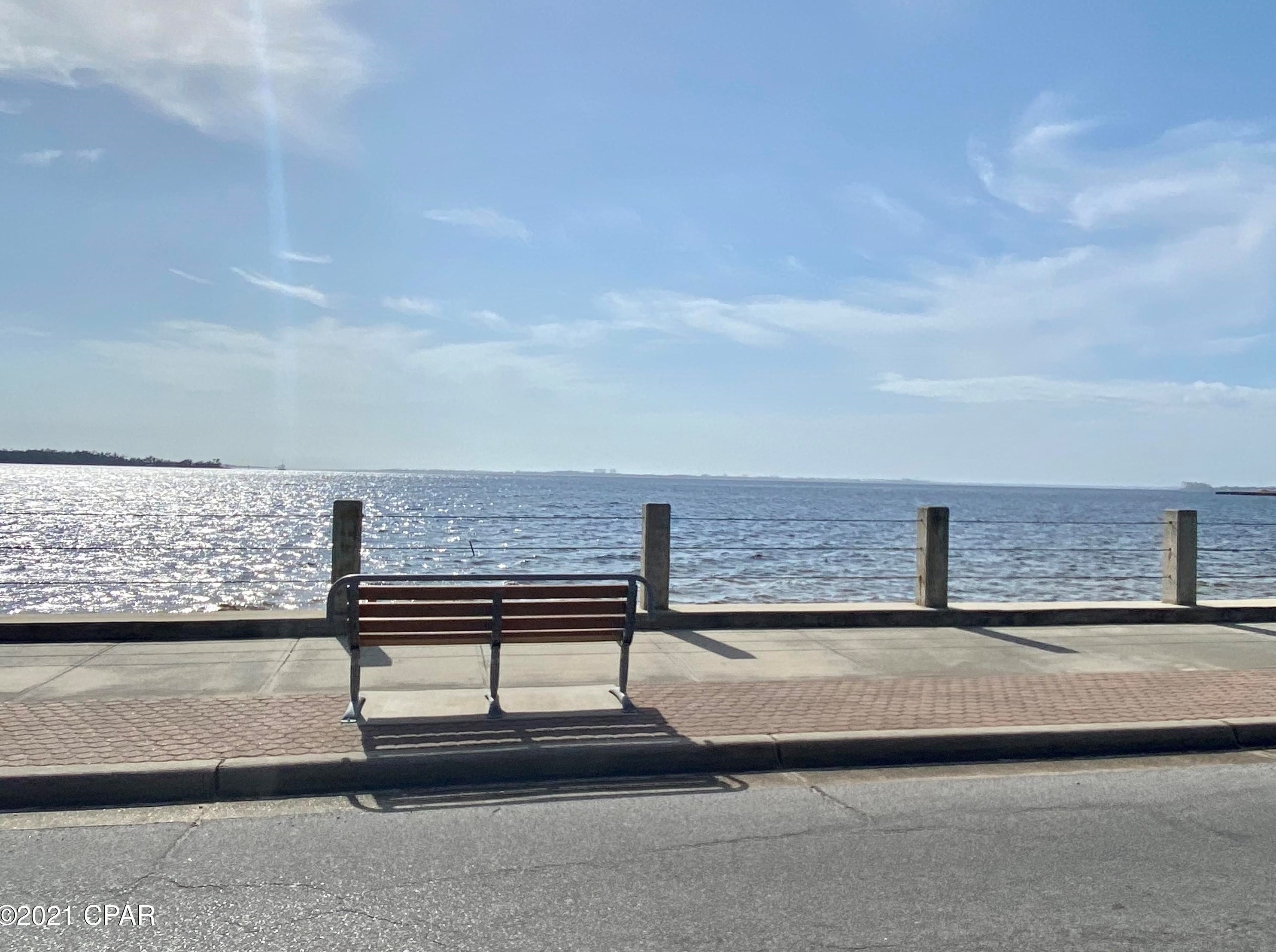 611 Cherry St, Panama City FL  32401-3813 exterior