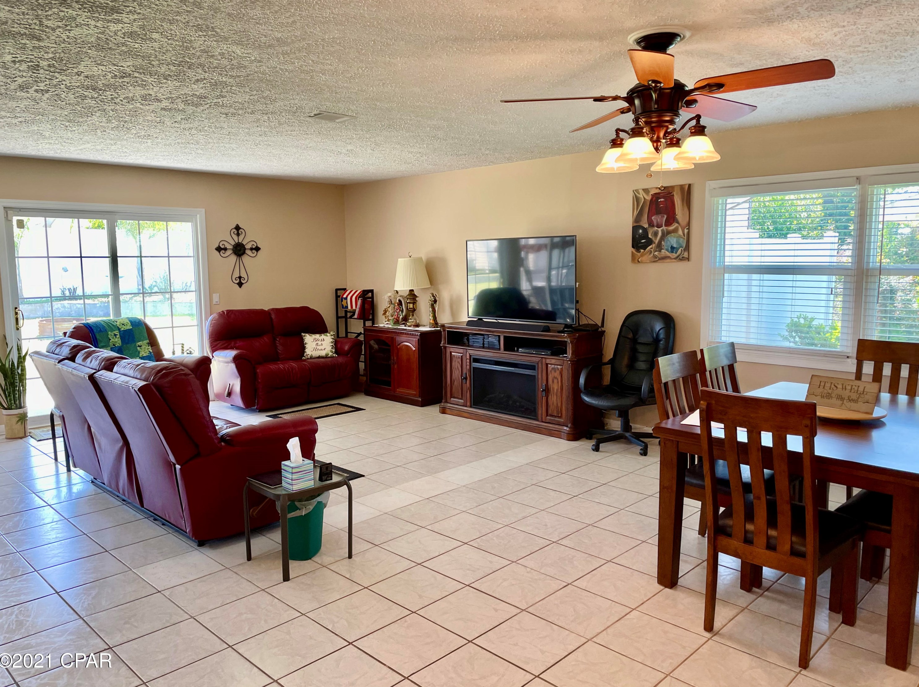 1242 Amherst Rd, Panama City, FL 32405-3442