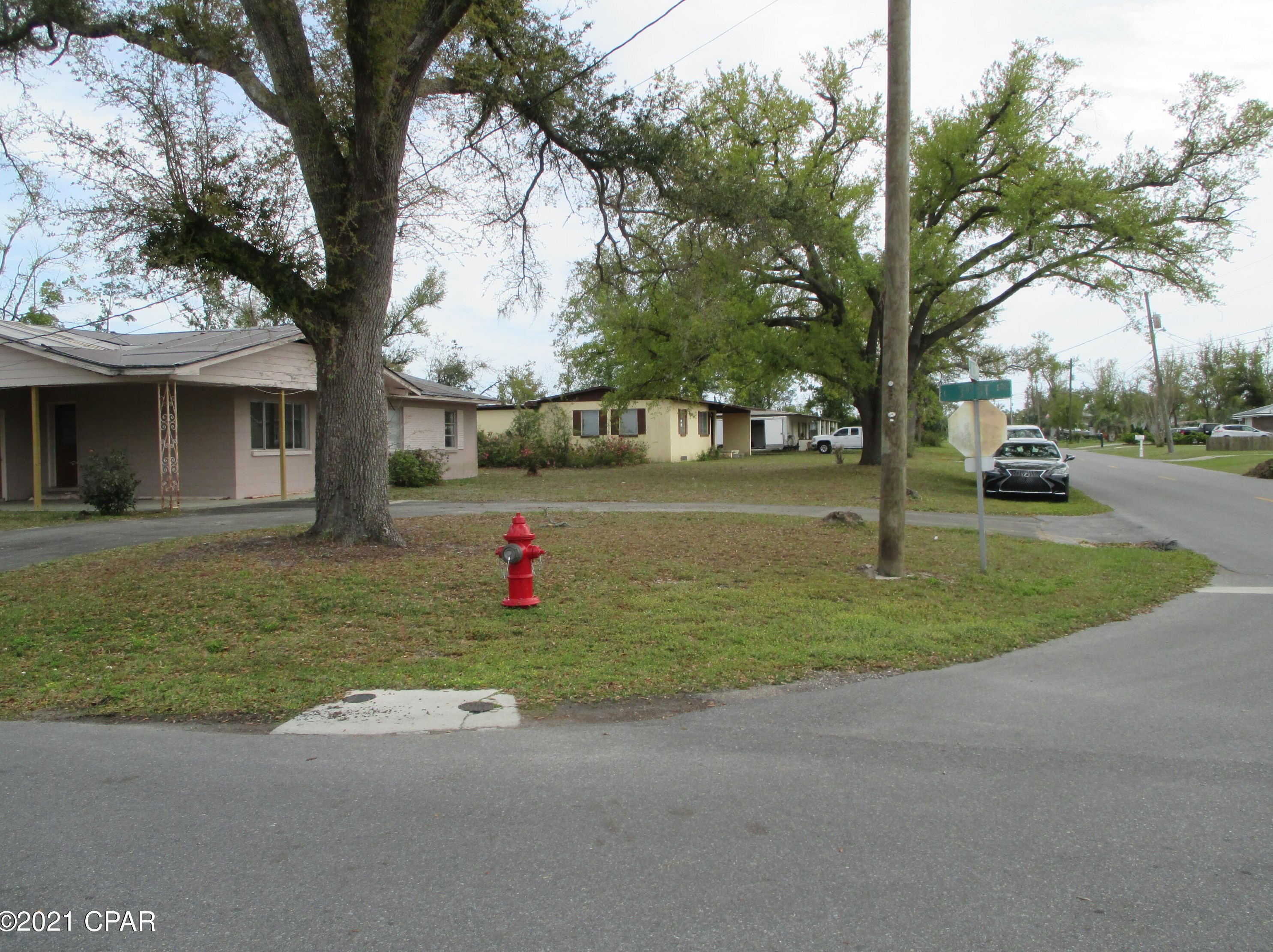 301 Illinois Ave, Lynn Haven, FL 32444