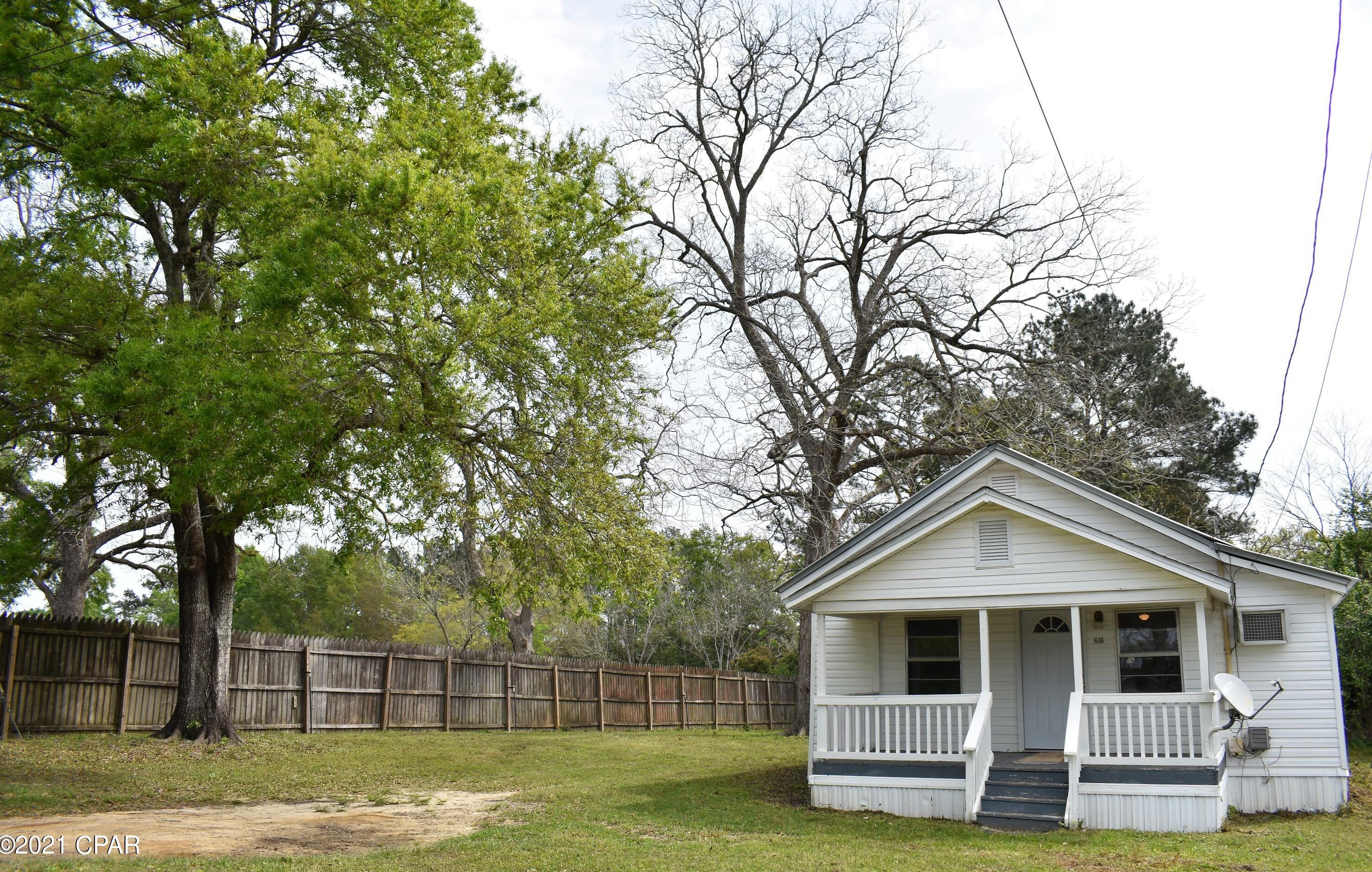 616 N Caryville Rd, Bonifay, FL 32425