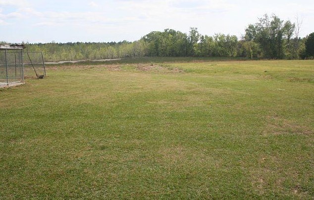 3252 Triple Ln, Caryville FL  32425-6406 exterior