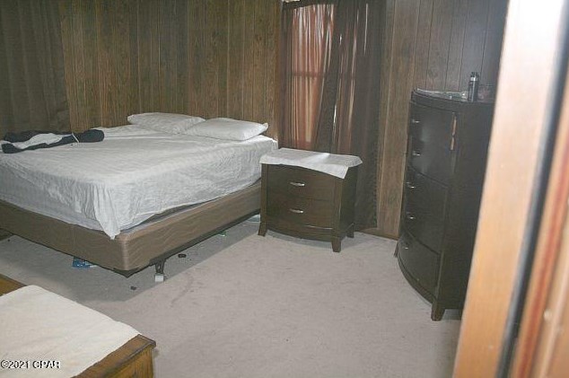 3252 Triple Ln, Caryville FL  32425-6406 exterior