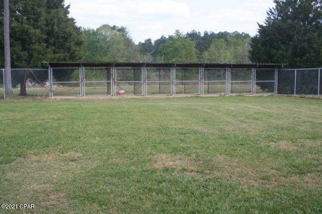 3252 Triple Ln, Caryville FL  32425-6406 exterior