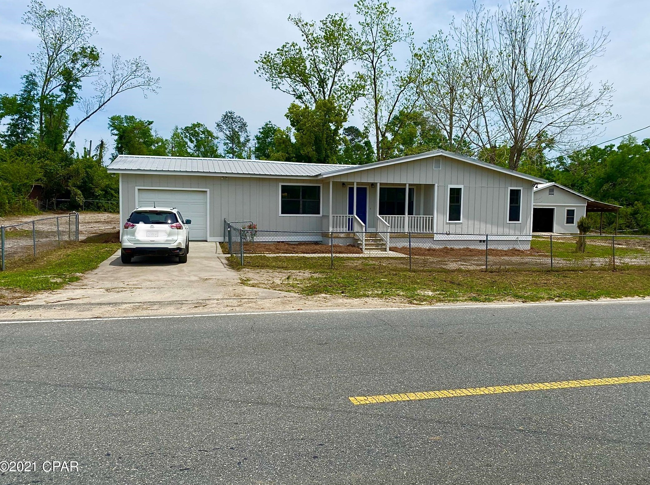 2078 Church St, Marianna, FL 32448