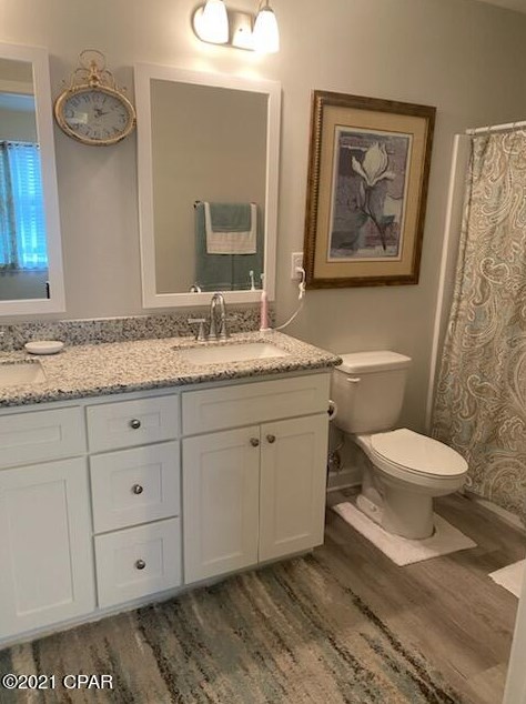 9013 Banyan Beach Dr, Panama City FL  32408-4319 exterior