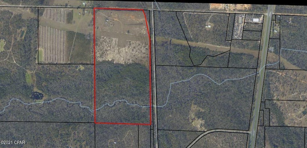 13126 County Line Rd, Fountain, FL 32438