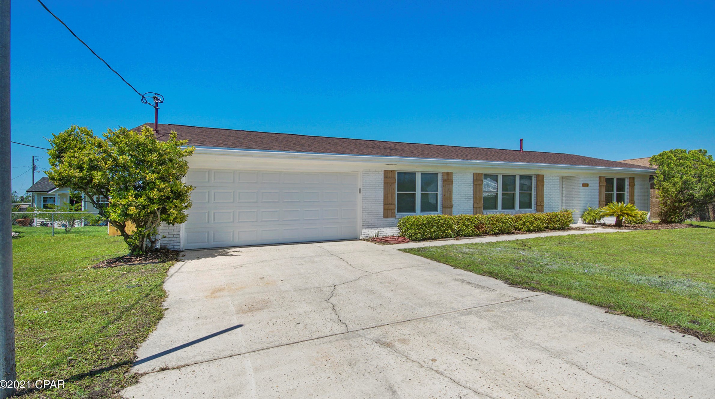 6303 Wallace Rd, Panama City, FL 32404-9025