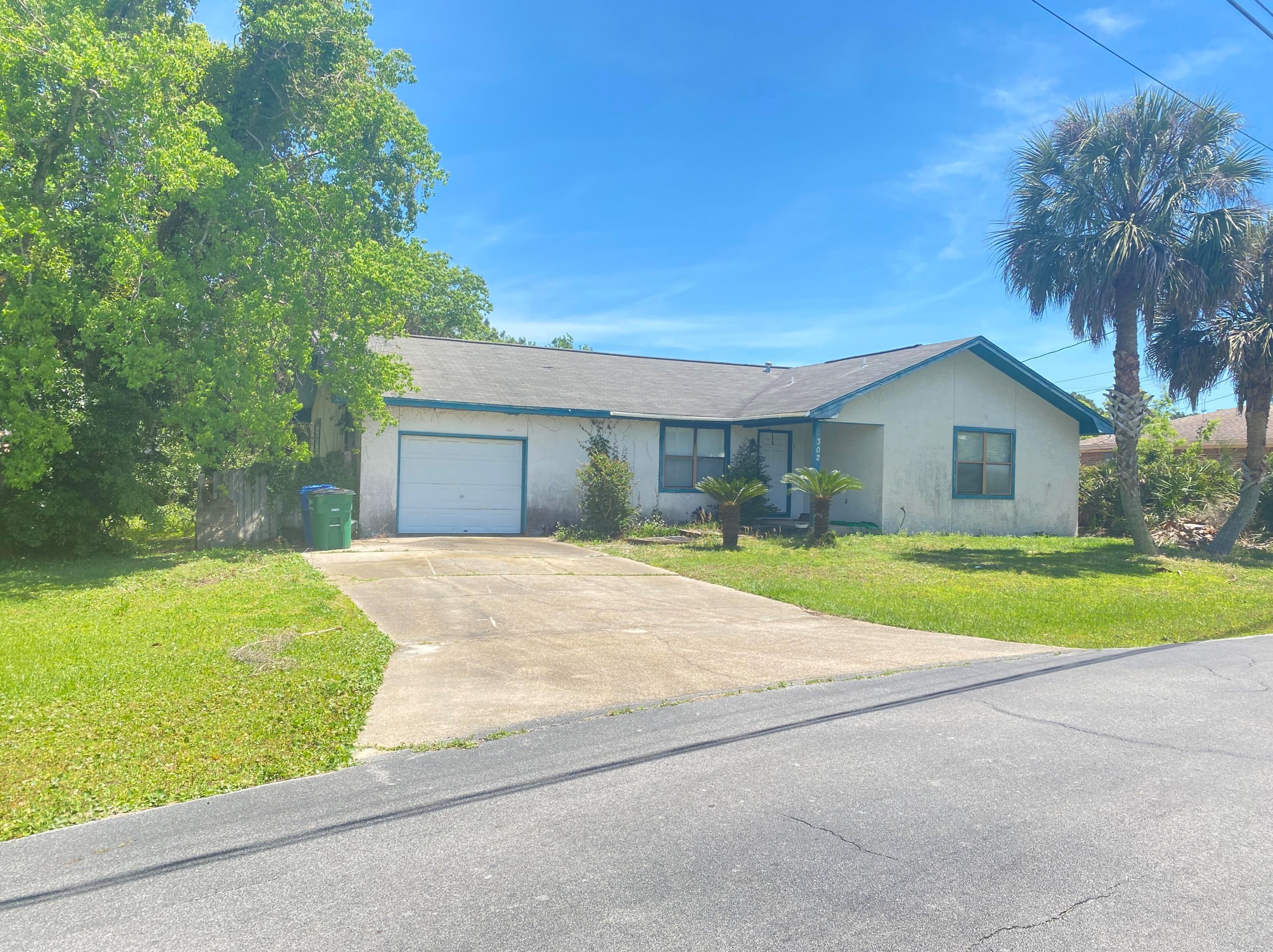 302 Prudence Ln, Panama City, FL 32408-5534