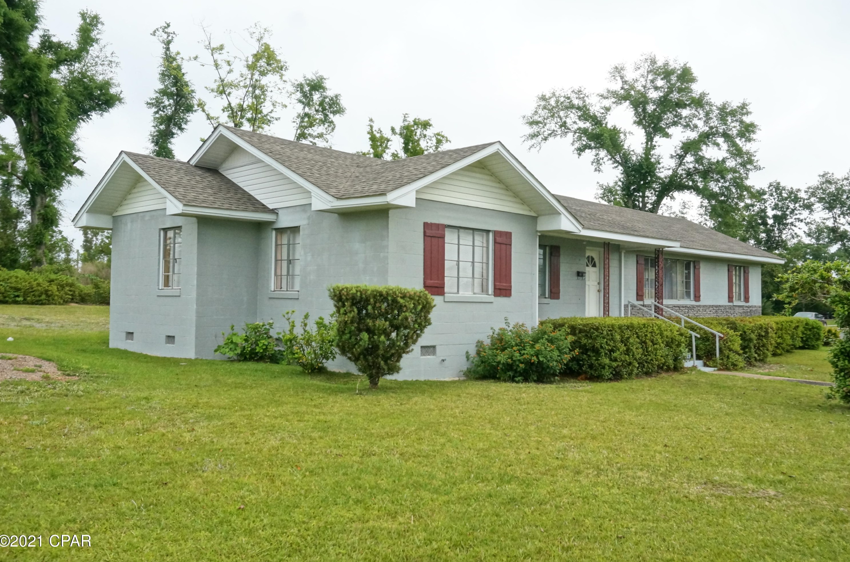 4320 7th Ave, Marianna, FL 32446