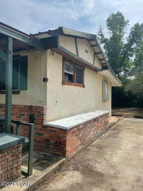 2916 Maridale Rd, Marianna, FL 32448