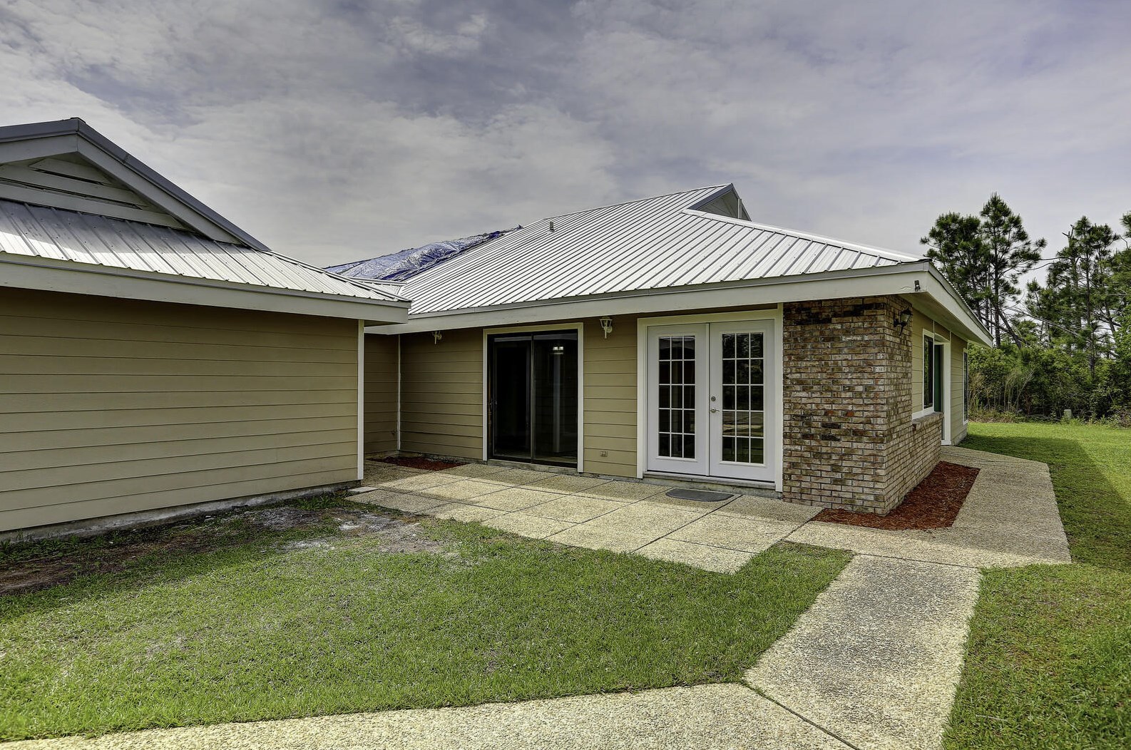 12027 Raintree Dr, Panama City, FL 32404-2761