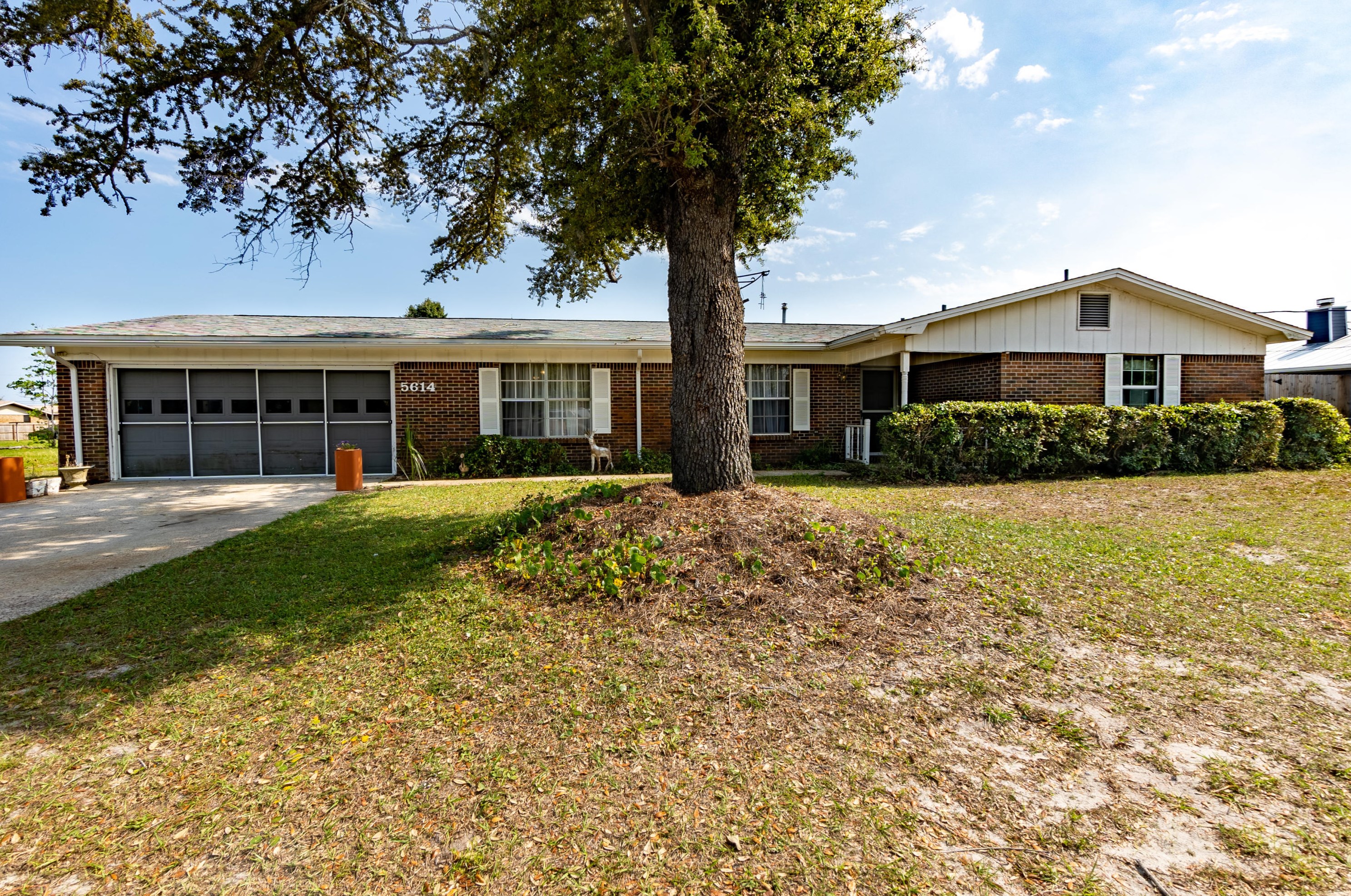 5614 Ivy Rd, Panama City, FL 32404-8847