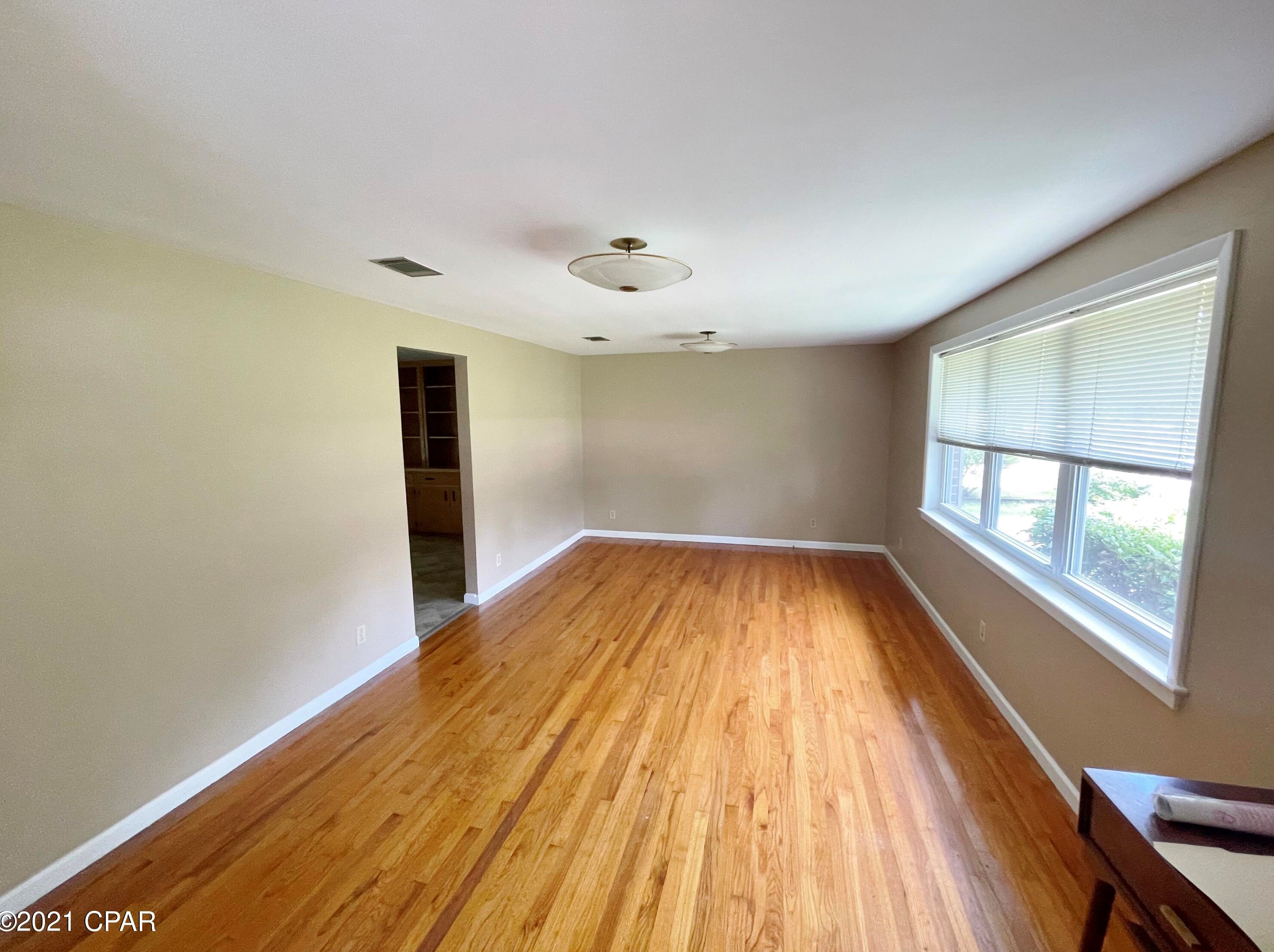 2928 W West Manor Dr, Marianna, FL 32446