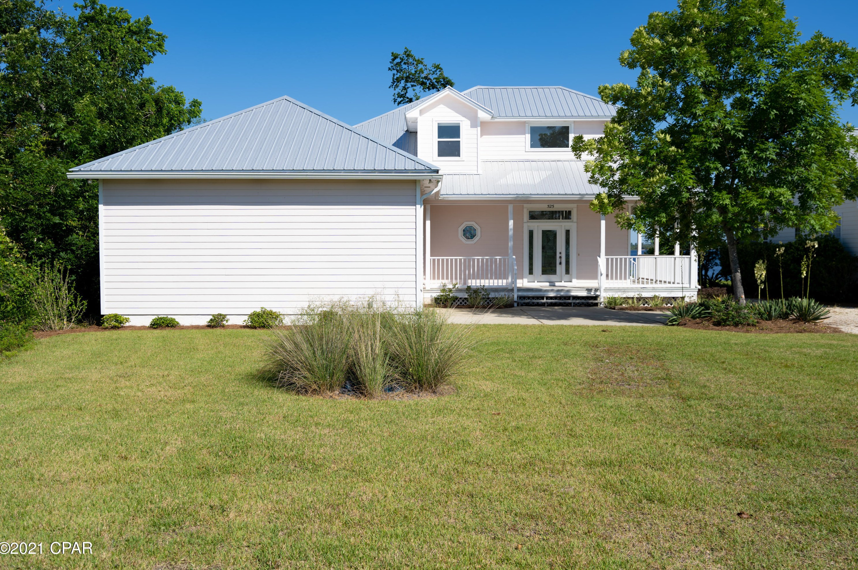 525 N Bay Dr, Lynn Haven, FL 32444