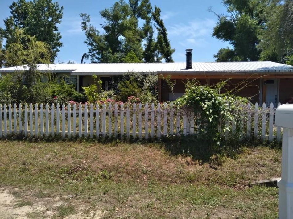 1718 Christopher St, Lynn Haven, FL 32444