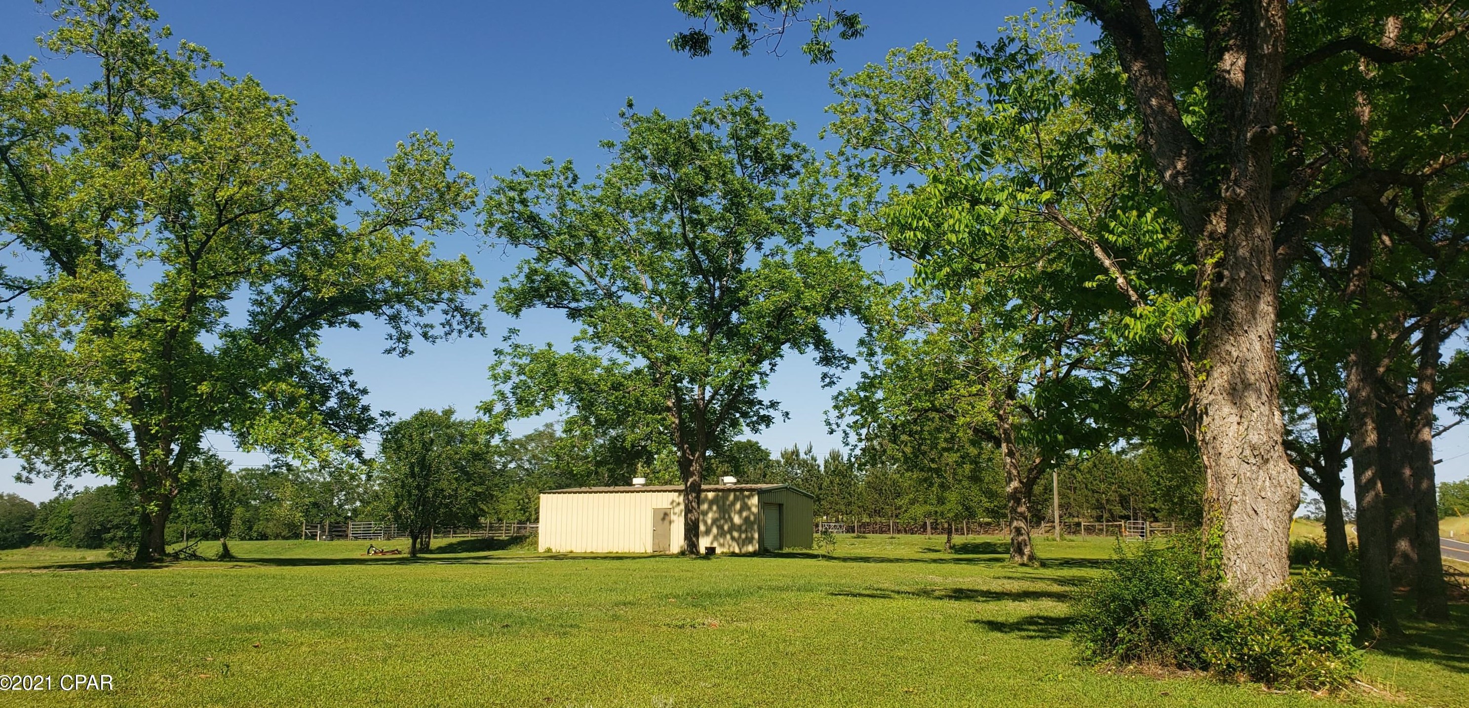 2951 Bonifay Gritney Rd, Bonifay, FL 32425