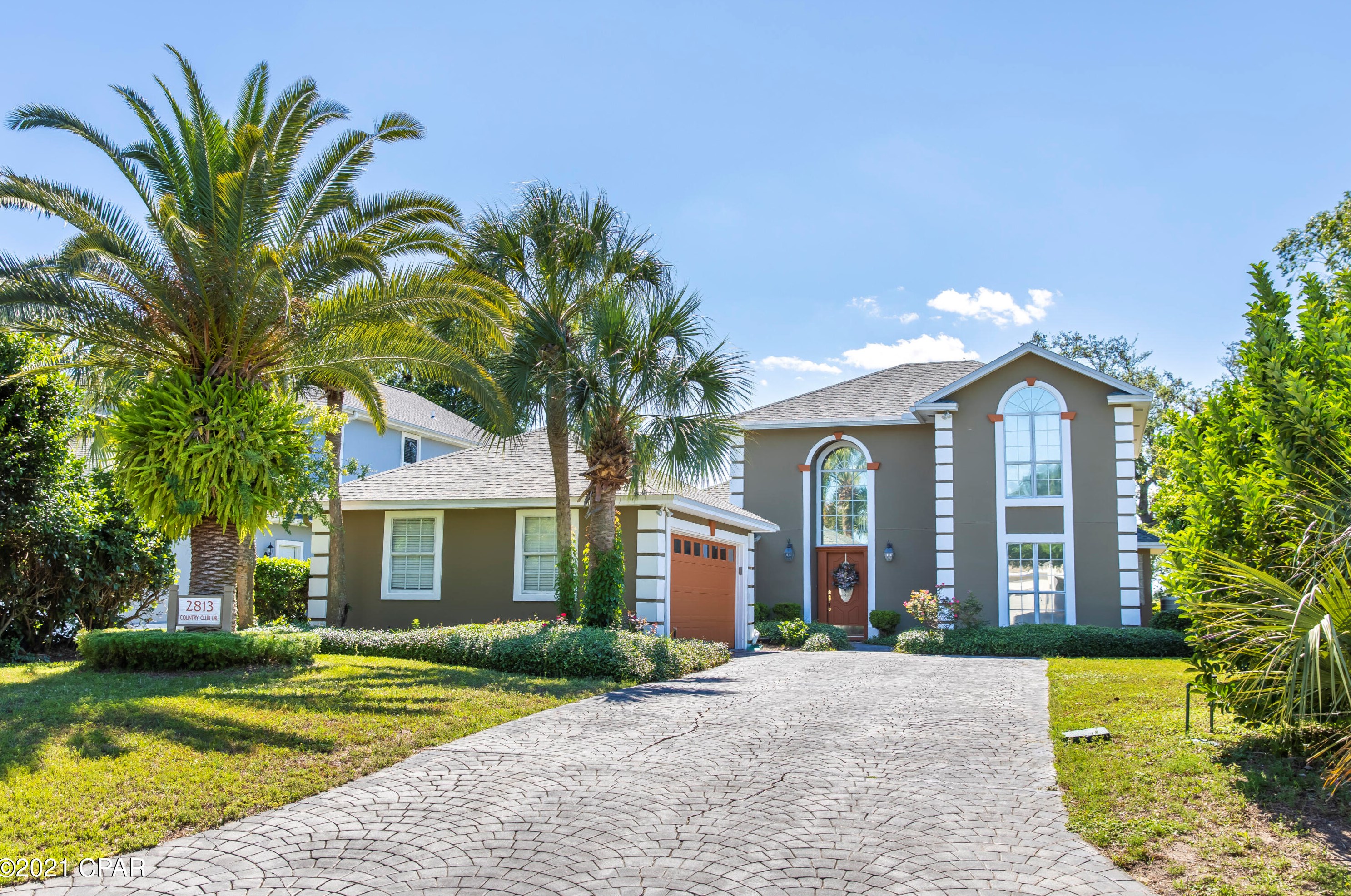 2813 Country Club Dr, Lynn Haven, FL 32444