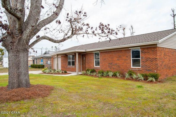 1135 Babby Ln, Panama City, FL 32404-9600