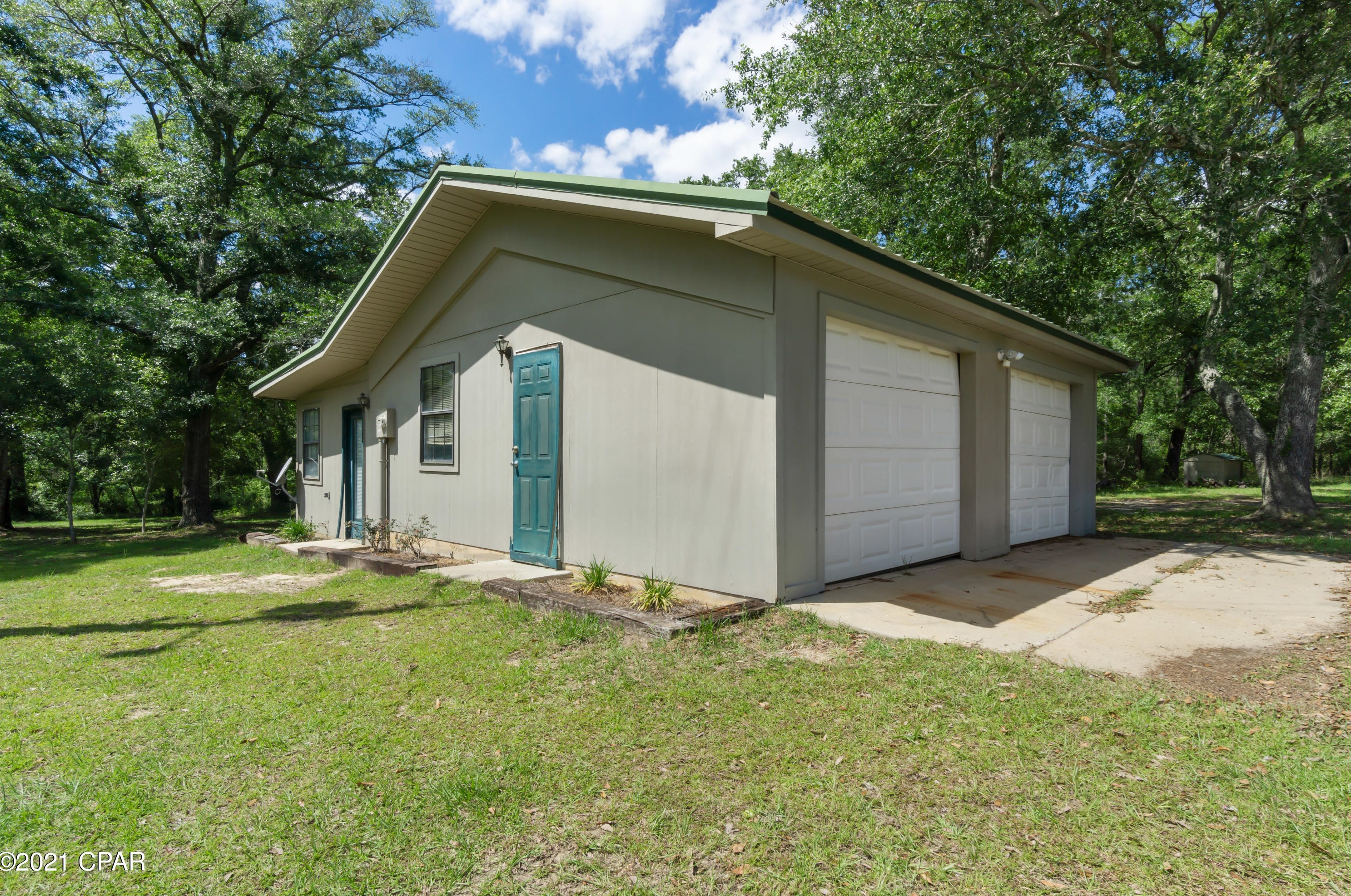 1780 Steverson Rd, Caryville FL  32425-5604 exterior