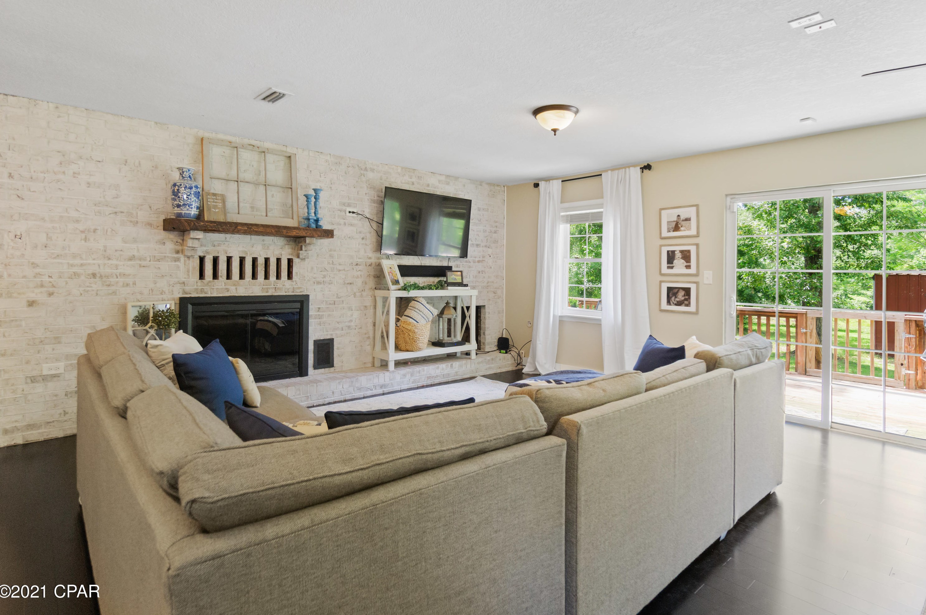 1780 Steverson Rd, Caryville FL  32425-5604 exterior