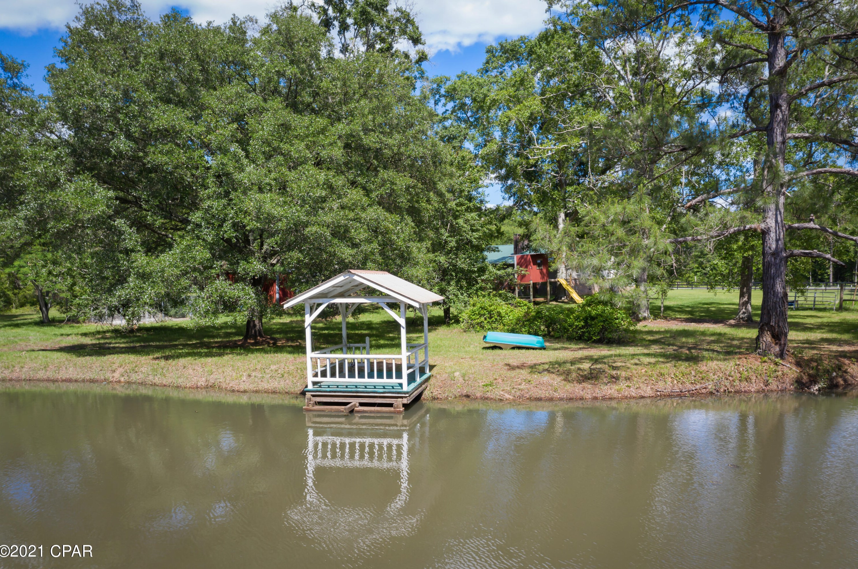 1780 Steverson Rd, Caryville FL  32425-5604 exterior