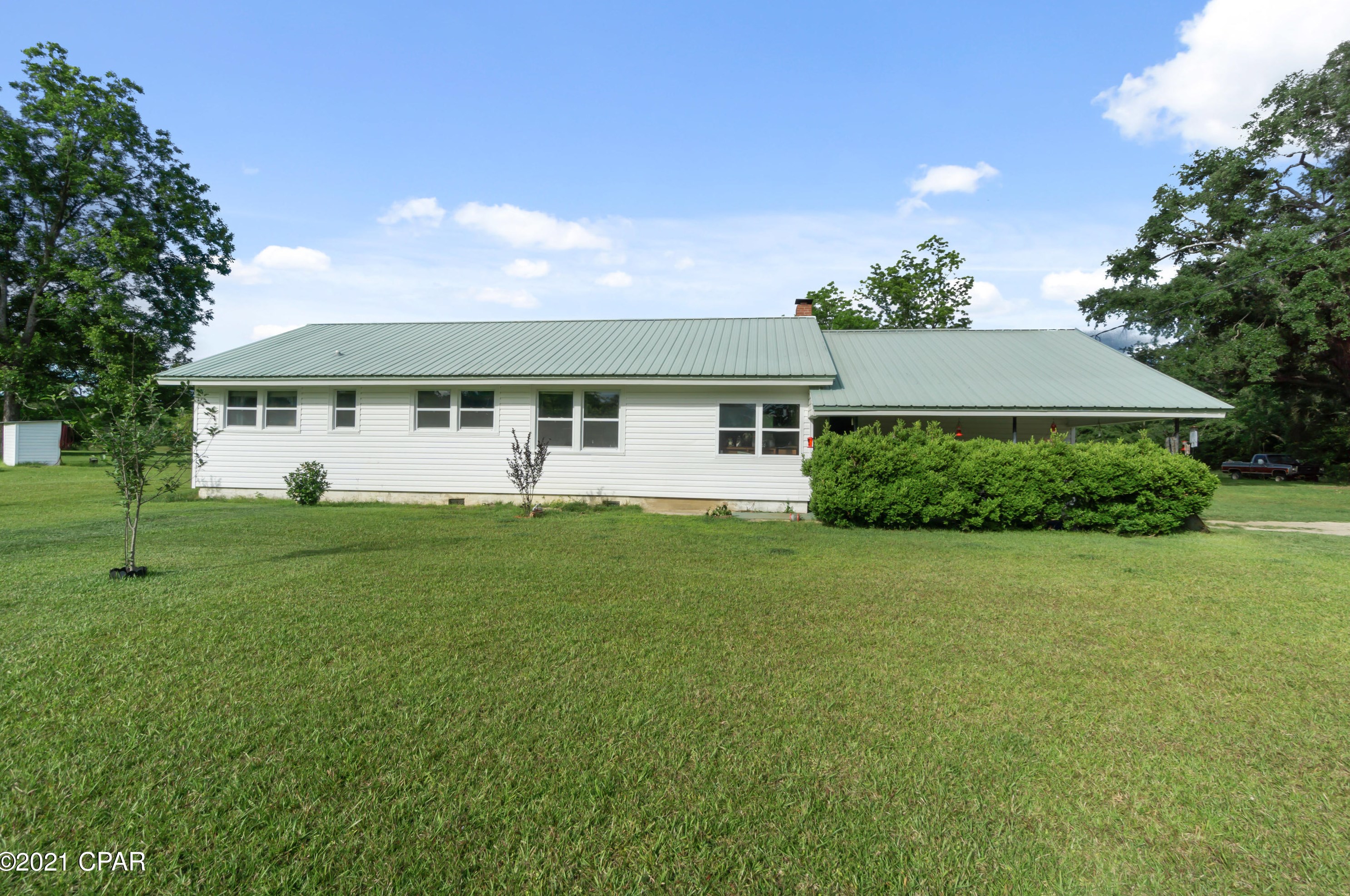 1206 Knotch Pond Ln, Sunny Hills, FL 32428