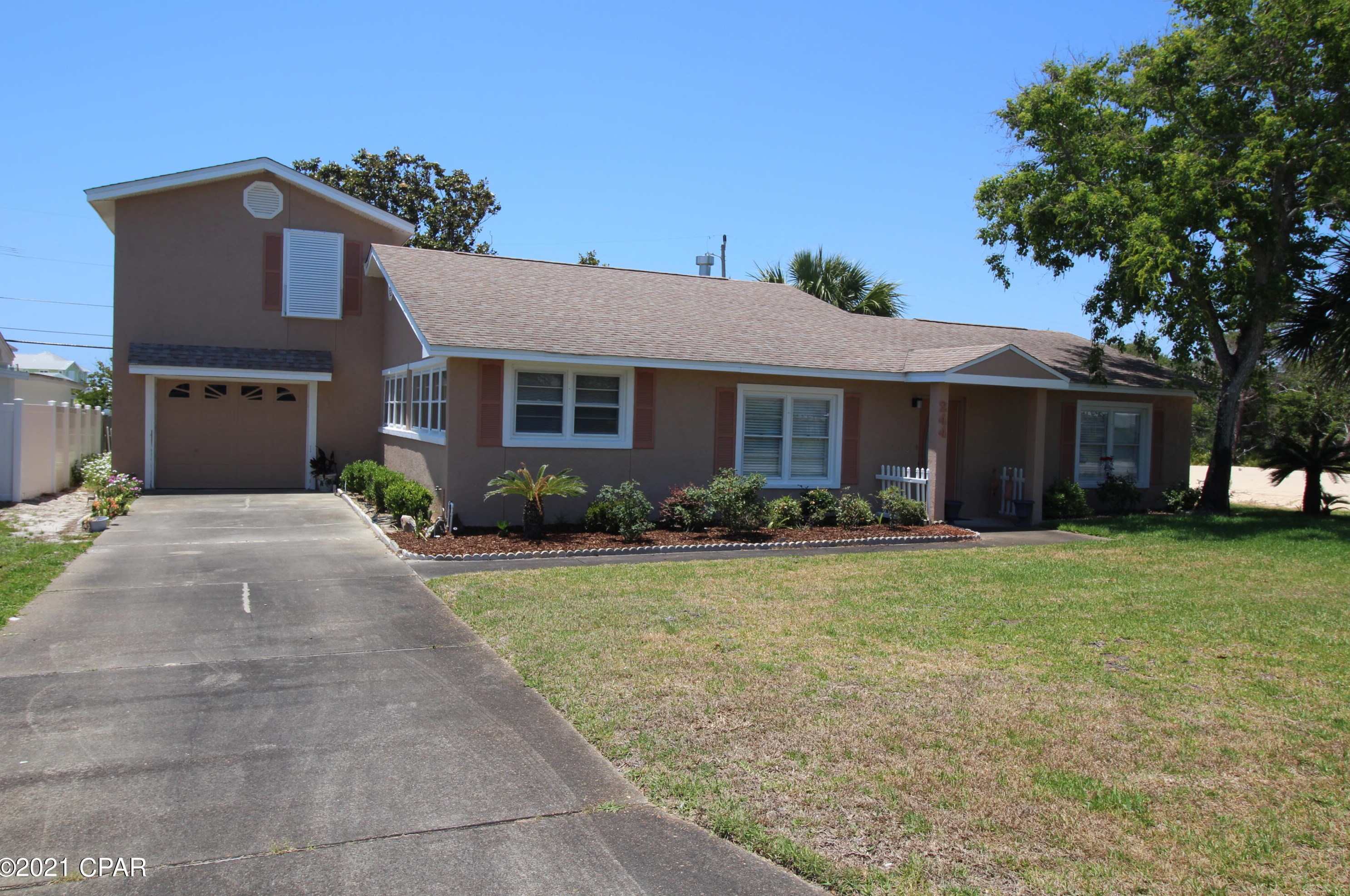 244 Belaire Dr, Panama City, FL 32413-3606