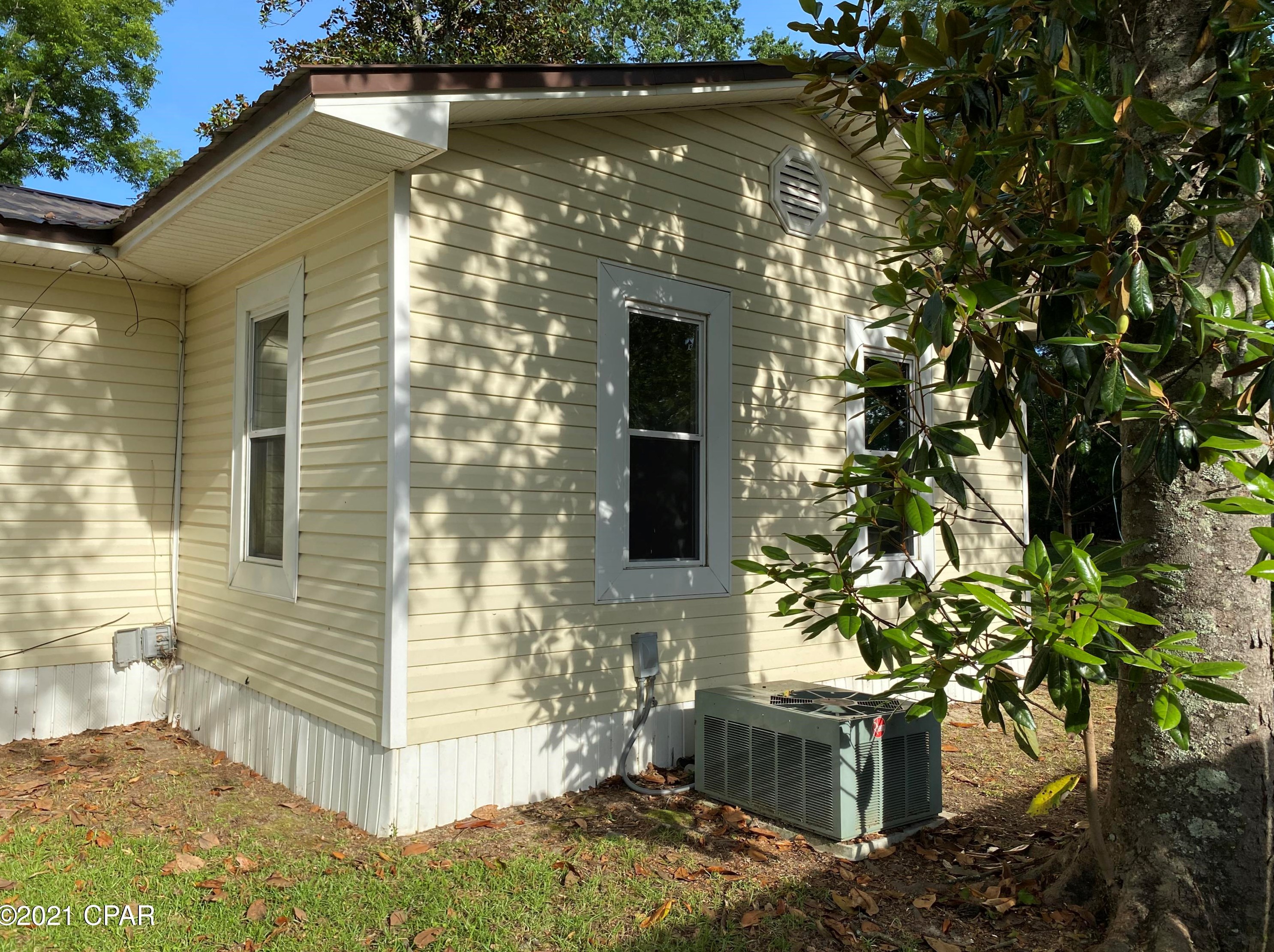 1343 Estelle Ave, Sunny Hills, FL 32428