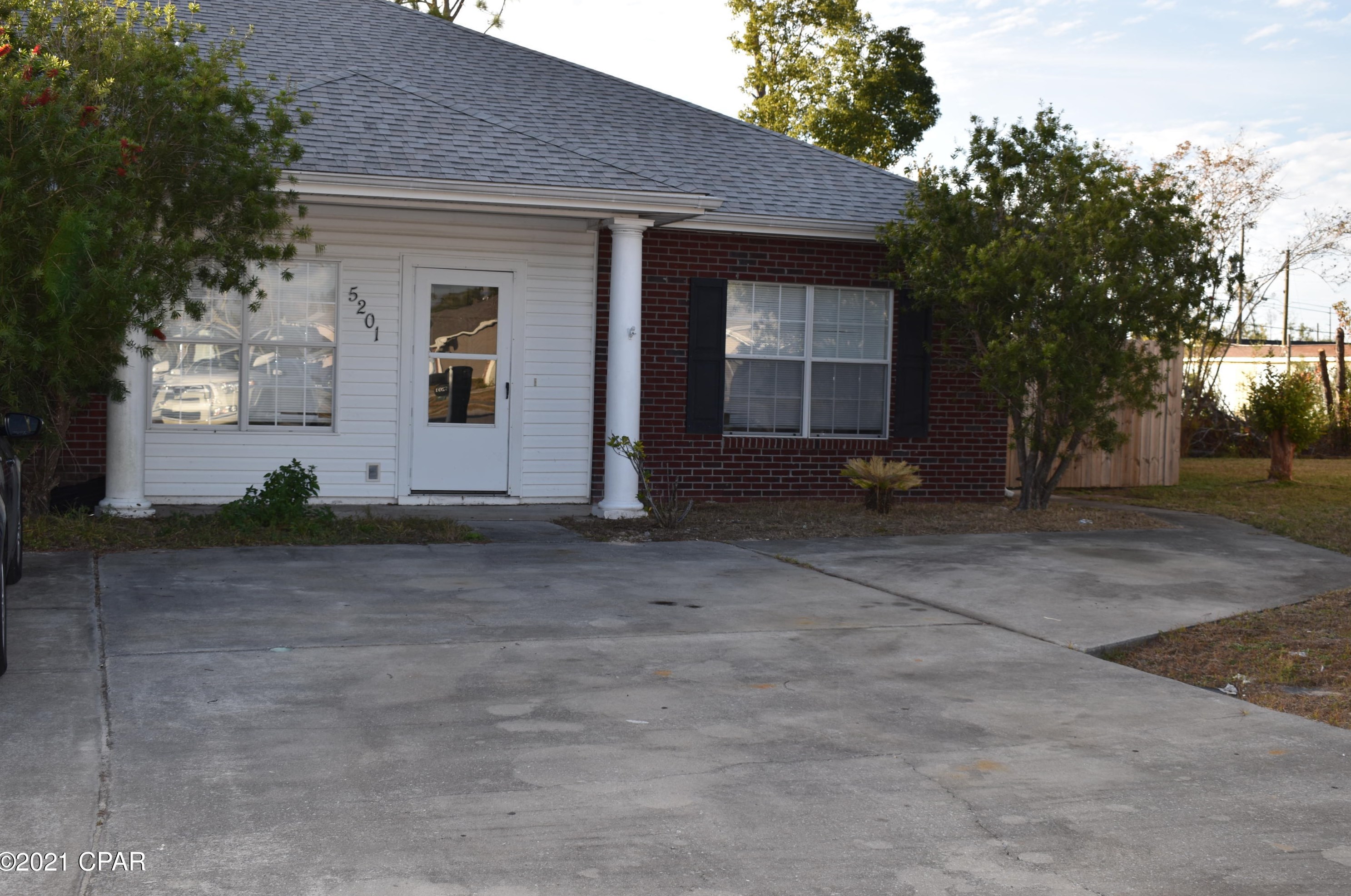 5201 Joshua Ln, Panama City, FL 32404