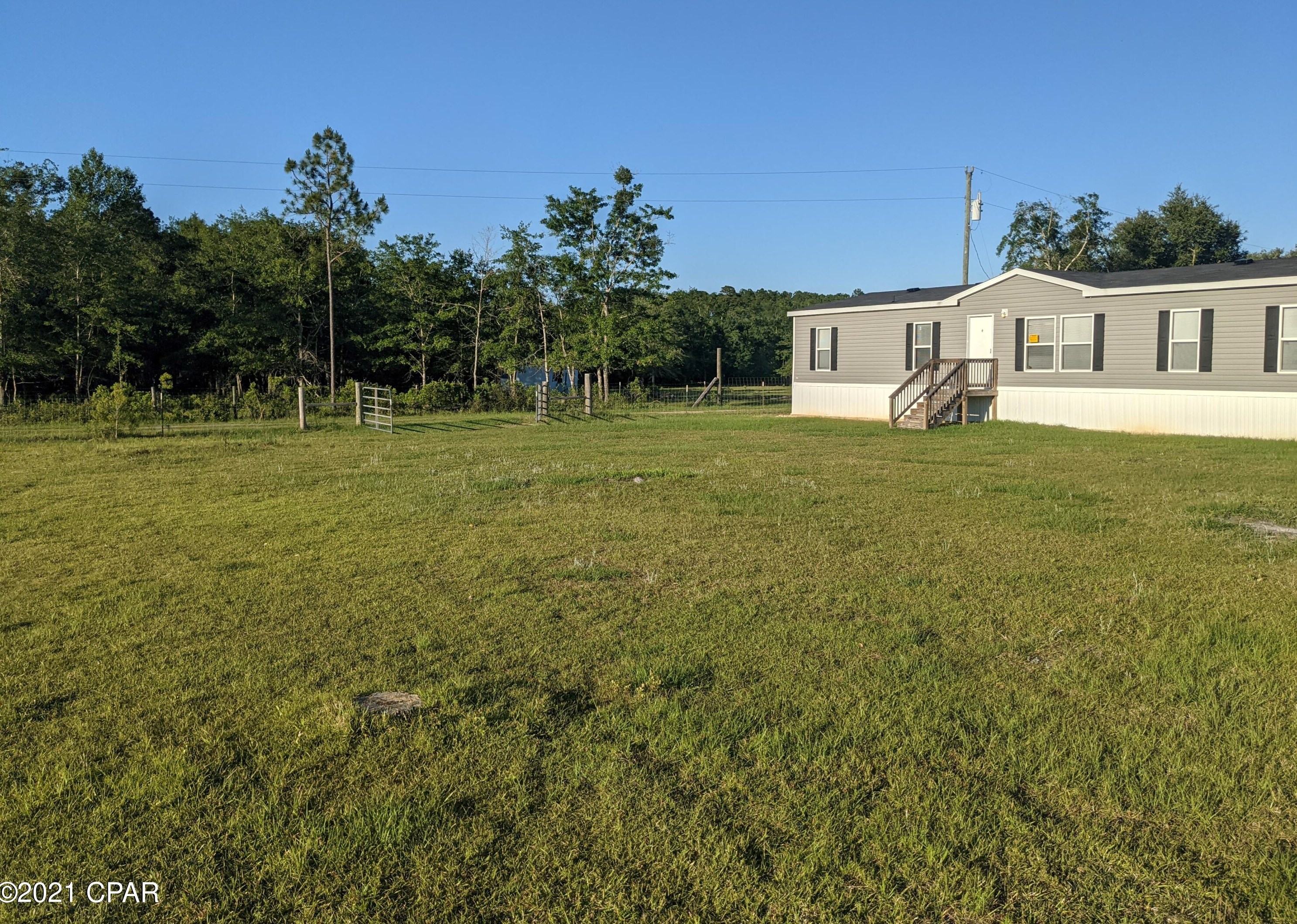 16798 N Old Blue Creek Rd, Hosford, FL 32334