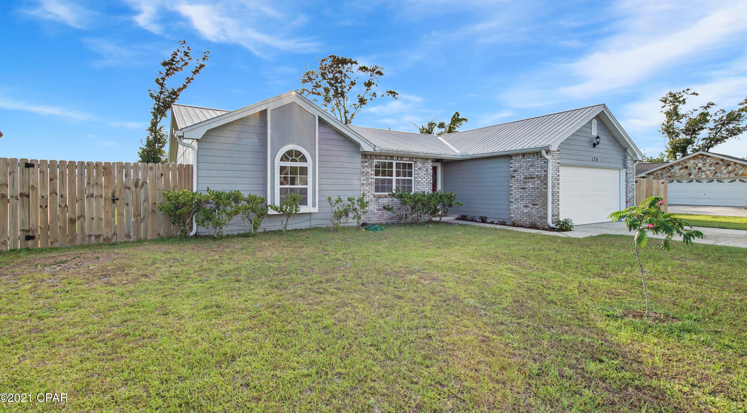 174 Derby Woods Dr, Lynn Haven, FL 32444