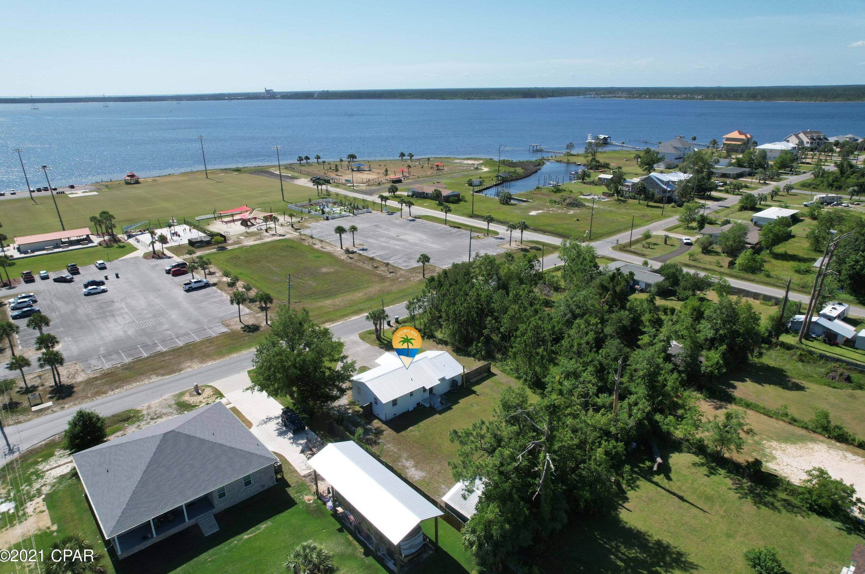411 Montana Ave, Lynn Haven, FL 32444