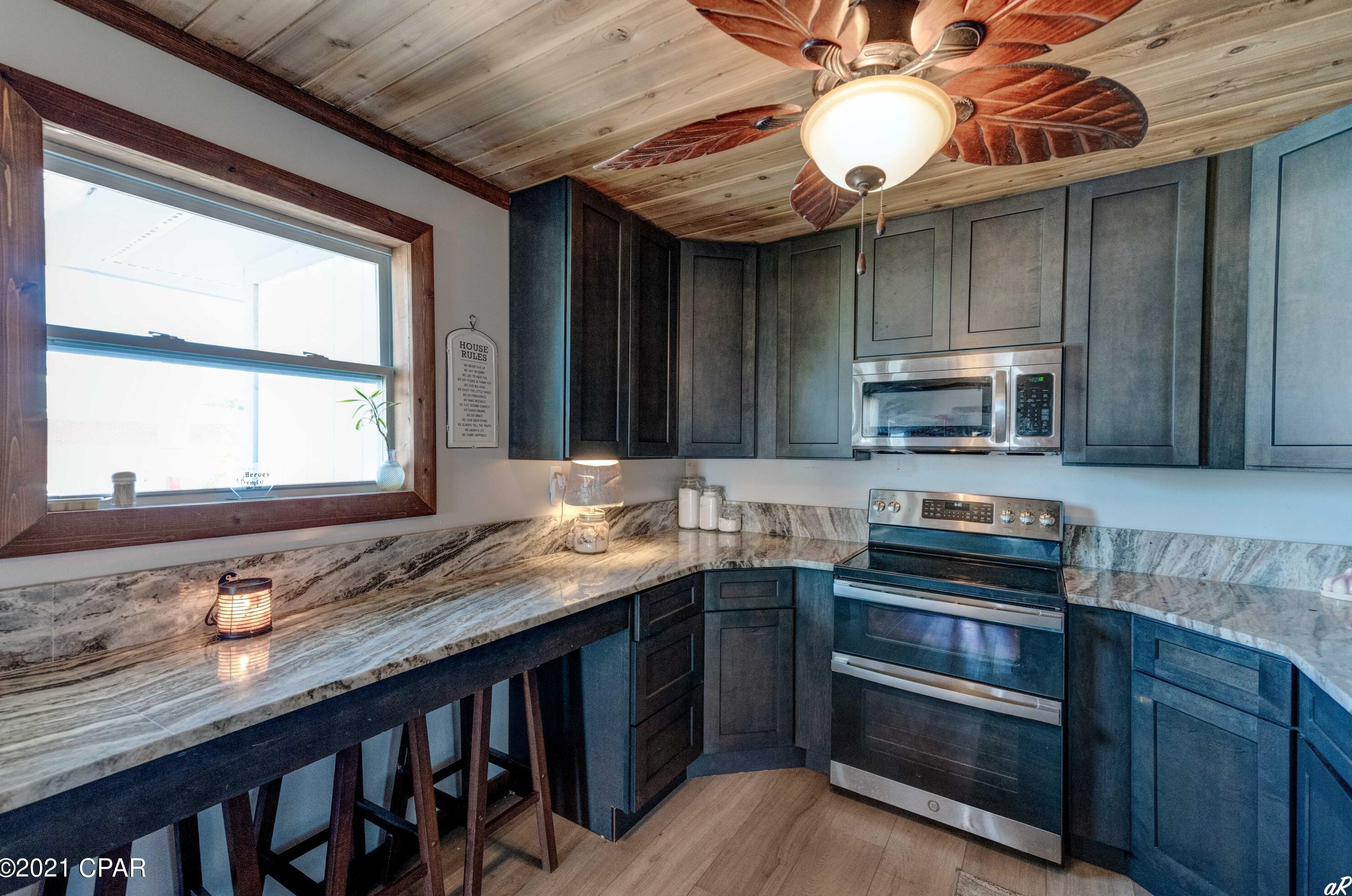 5325 Hilltop Ave, Panama City FL 32408-6612 exterior