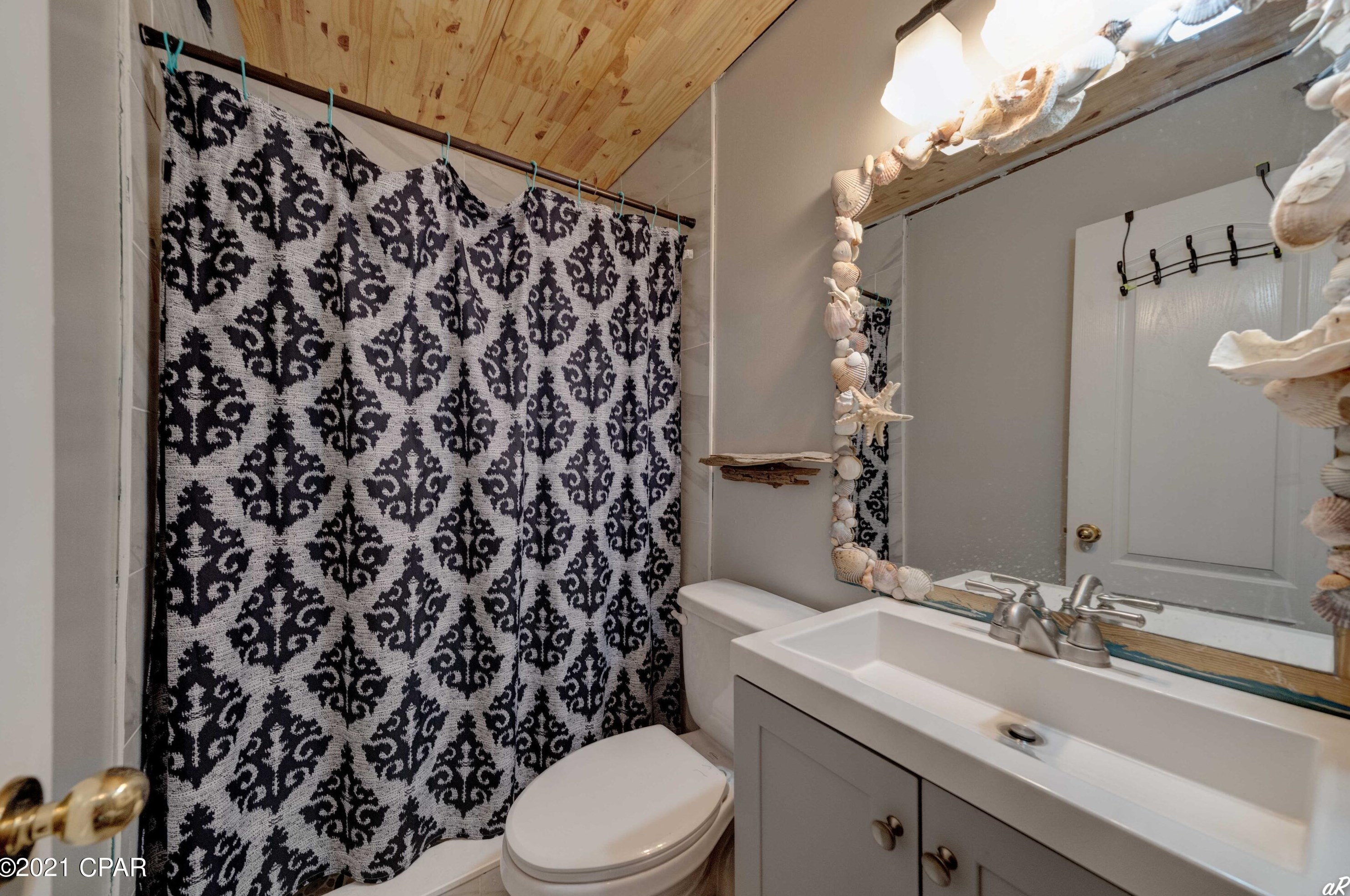 5325 Hilltop Ave, Panama City FL 32408-6612 exterior