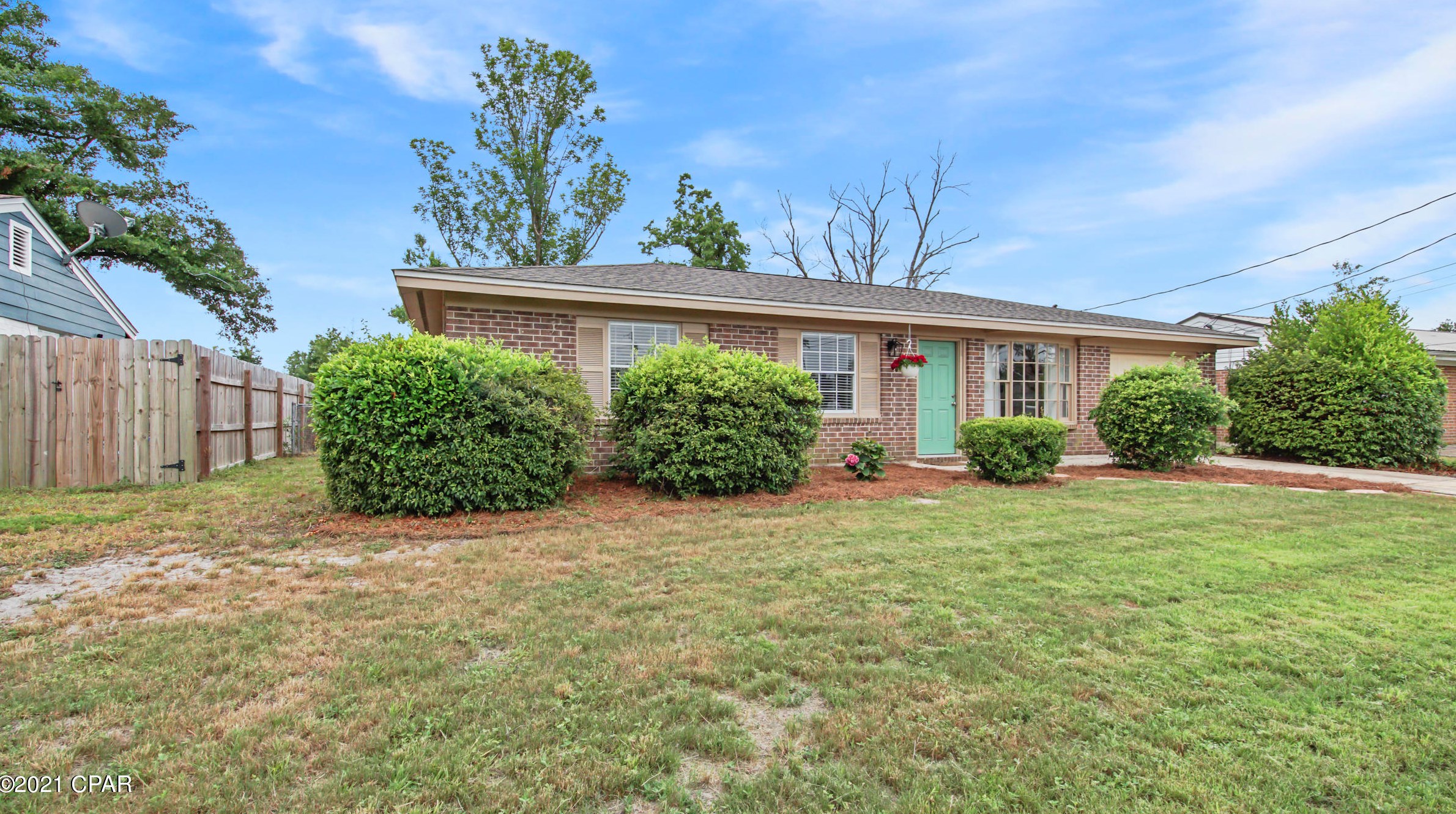 3115 22nd St, Panama City, FL 32405-1805