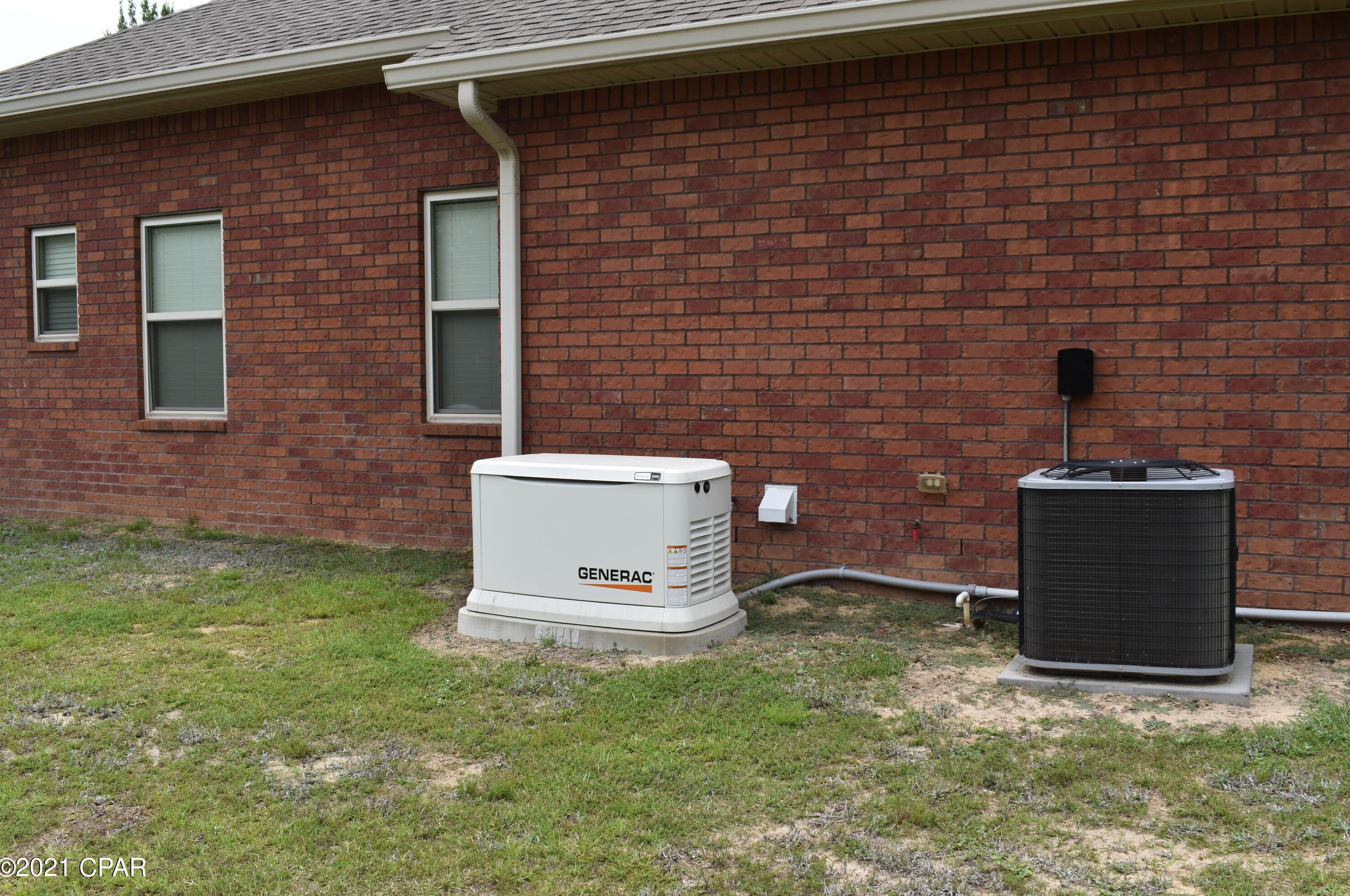 1775 Kenzie Ln, Sunny Hills, FL 32428