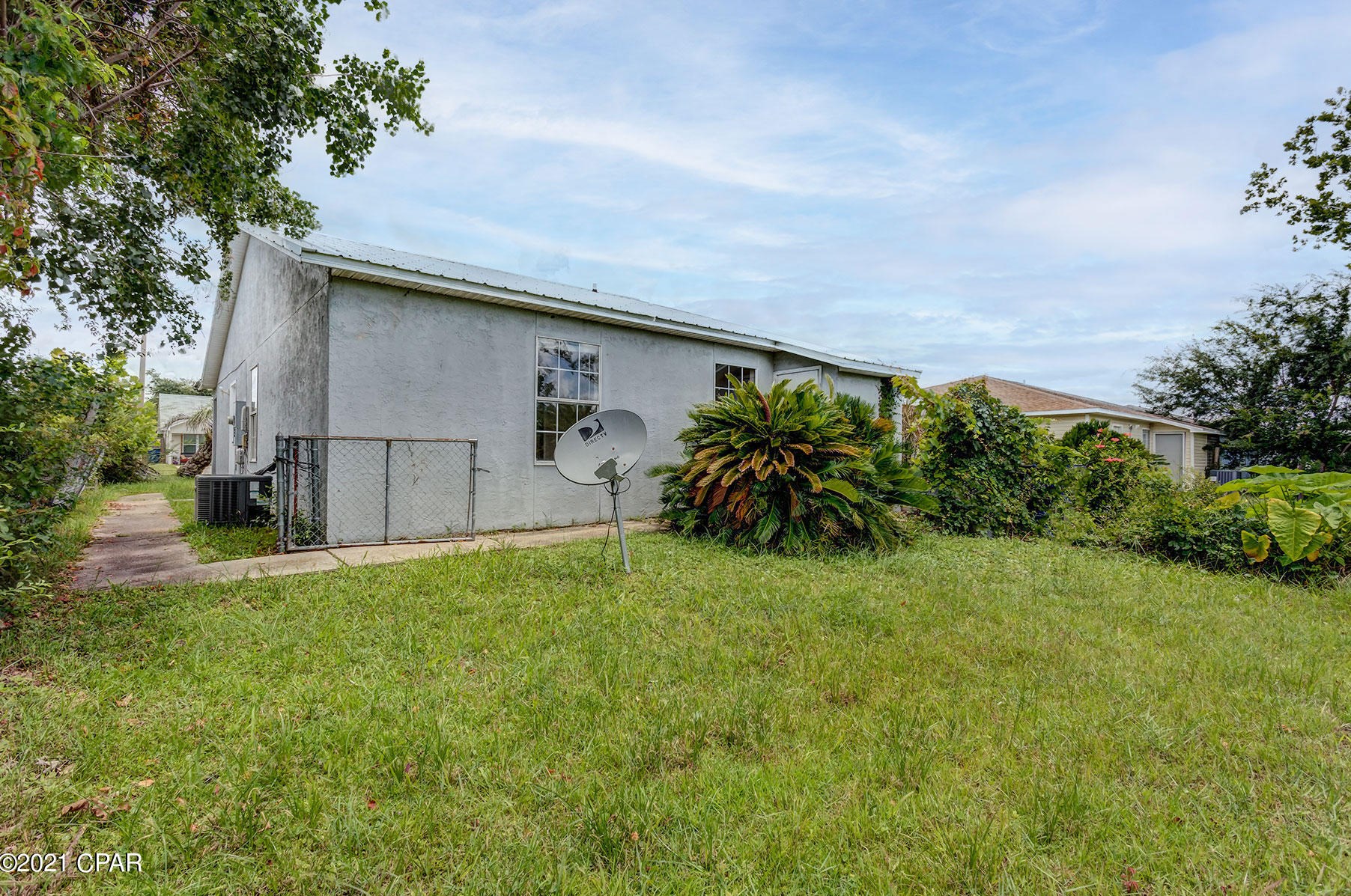 2712 Oak Hammock Dr, Panama City FL  32401-7108 exterior