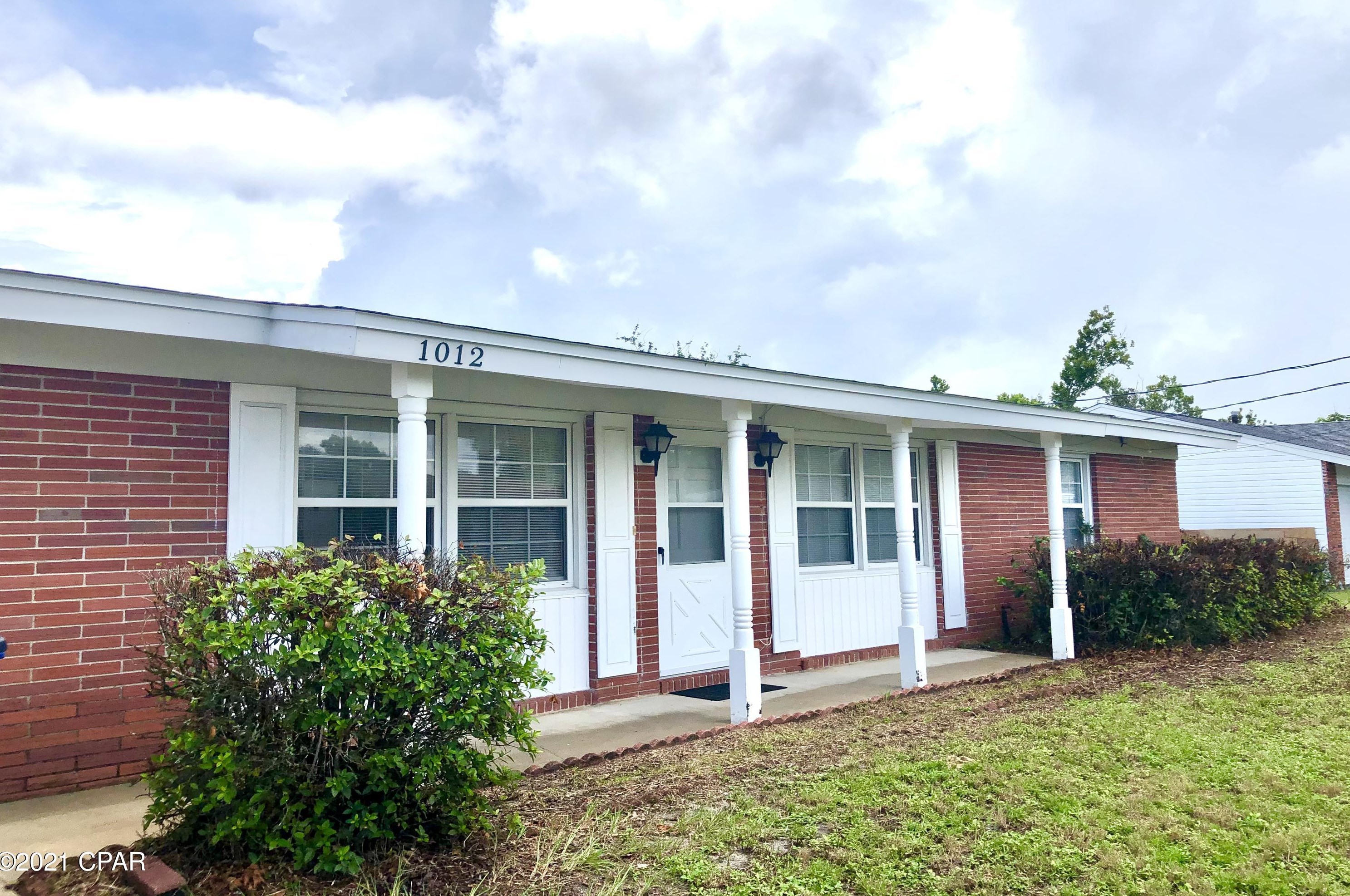 1012 Oxford Dr, Panama City, FL 32405-3428