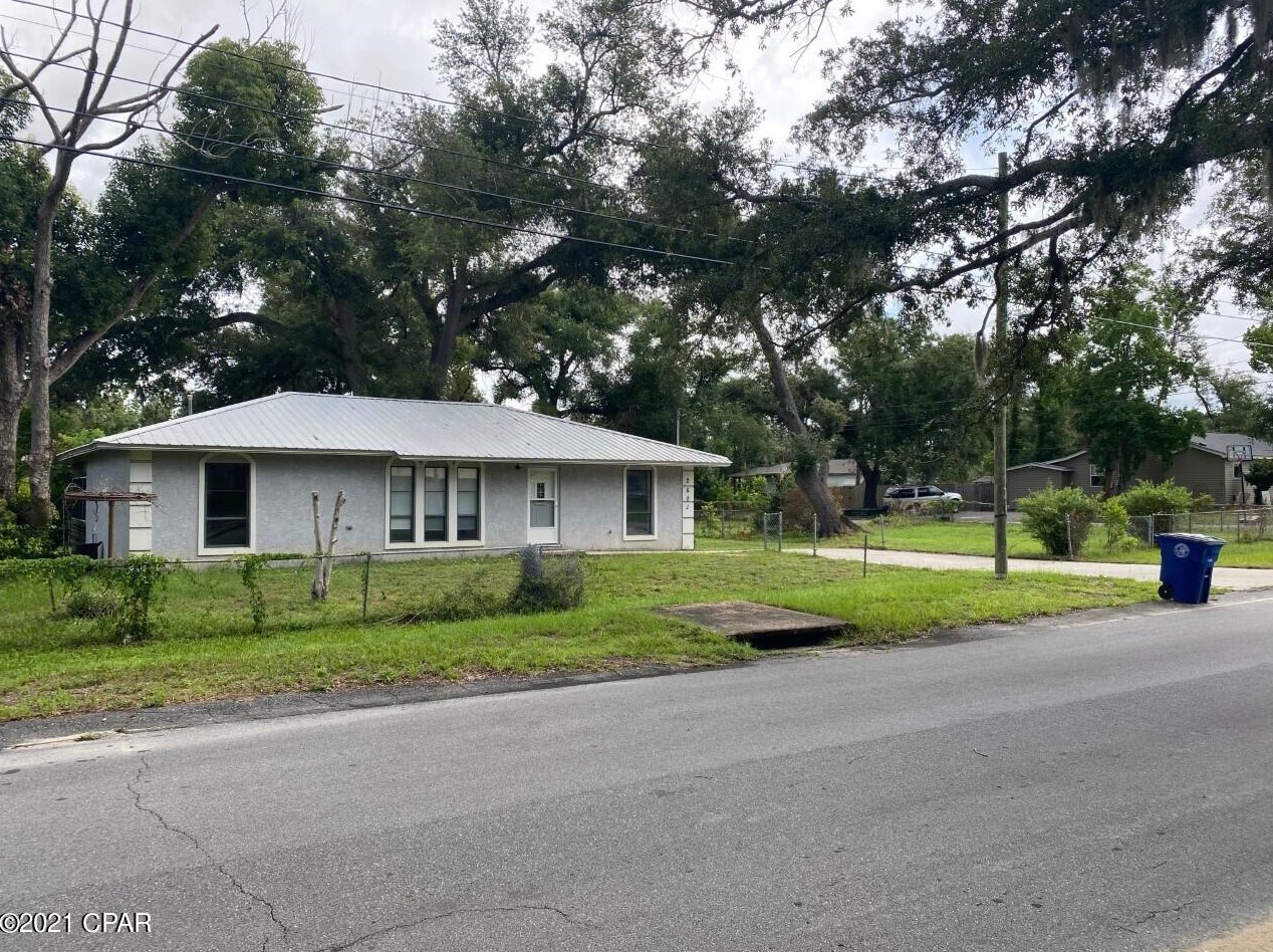 2602 12th St, Panama City FL  32401-1612 exterior